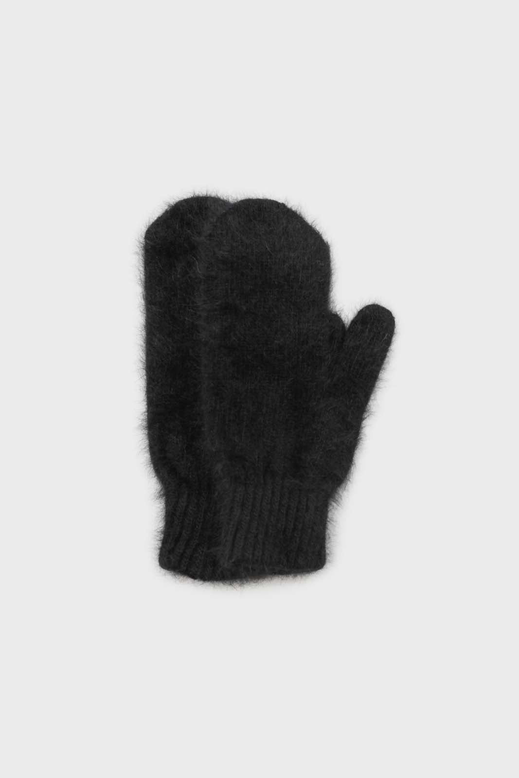 Black mohair mittens_1