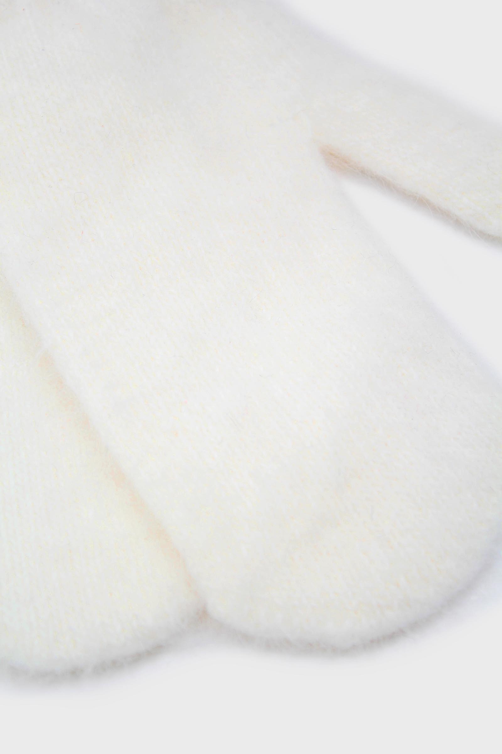 White mohair mittens_3