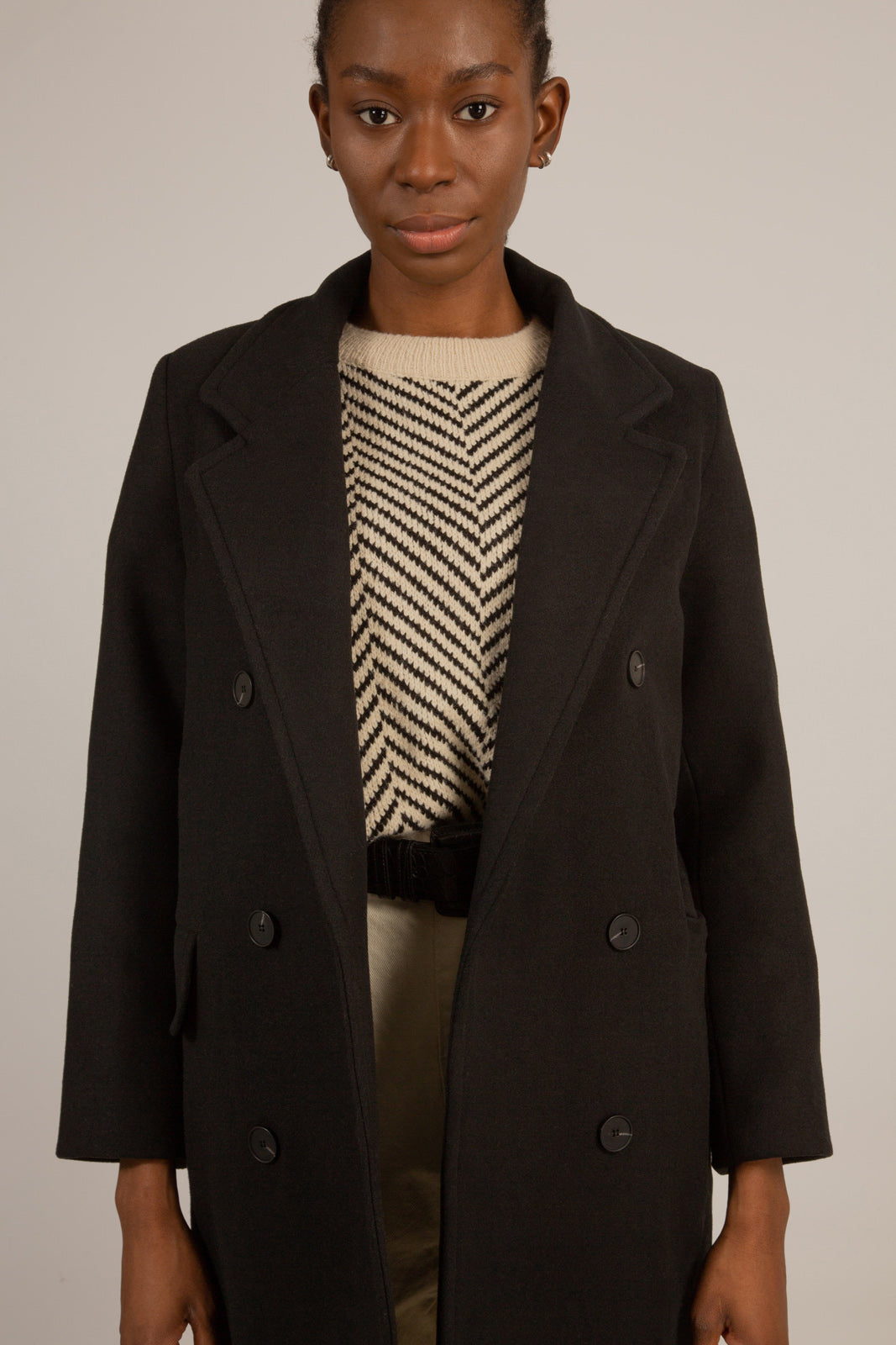 Black wool blend double breasted coat_7