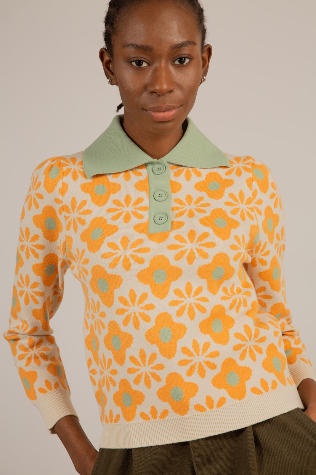 Cream and orange intarsia floral mint collar jumper_1