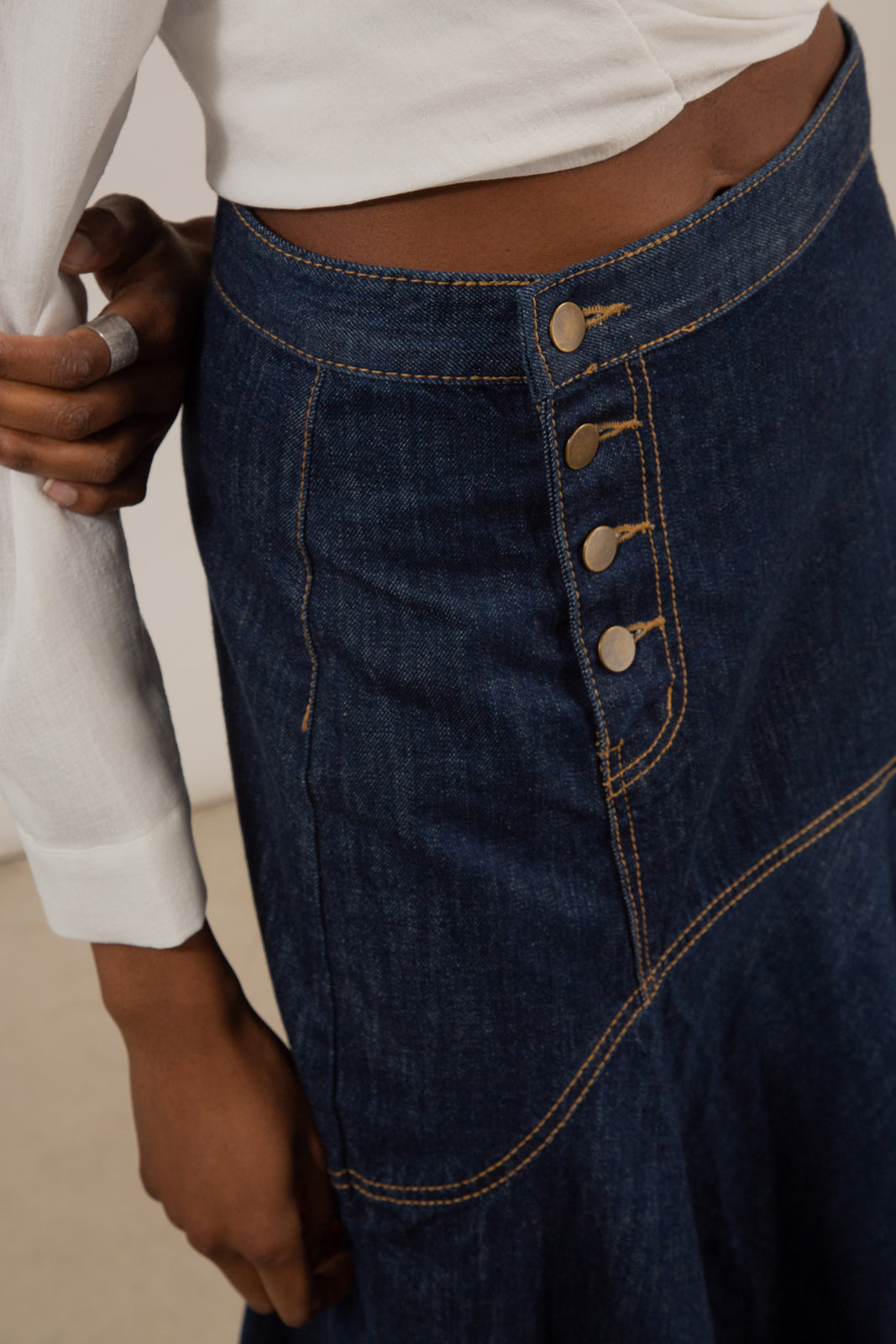 Dark blue large ruffle hi-low hem denim skirt - 807_3