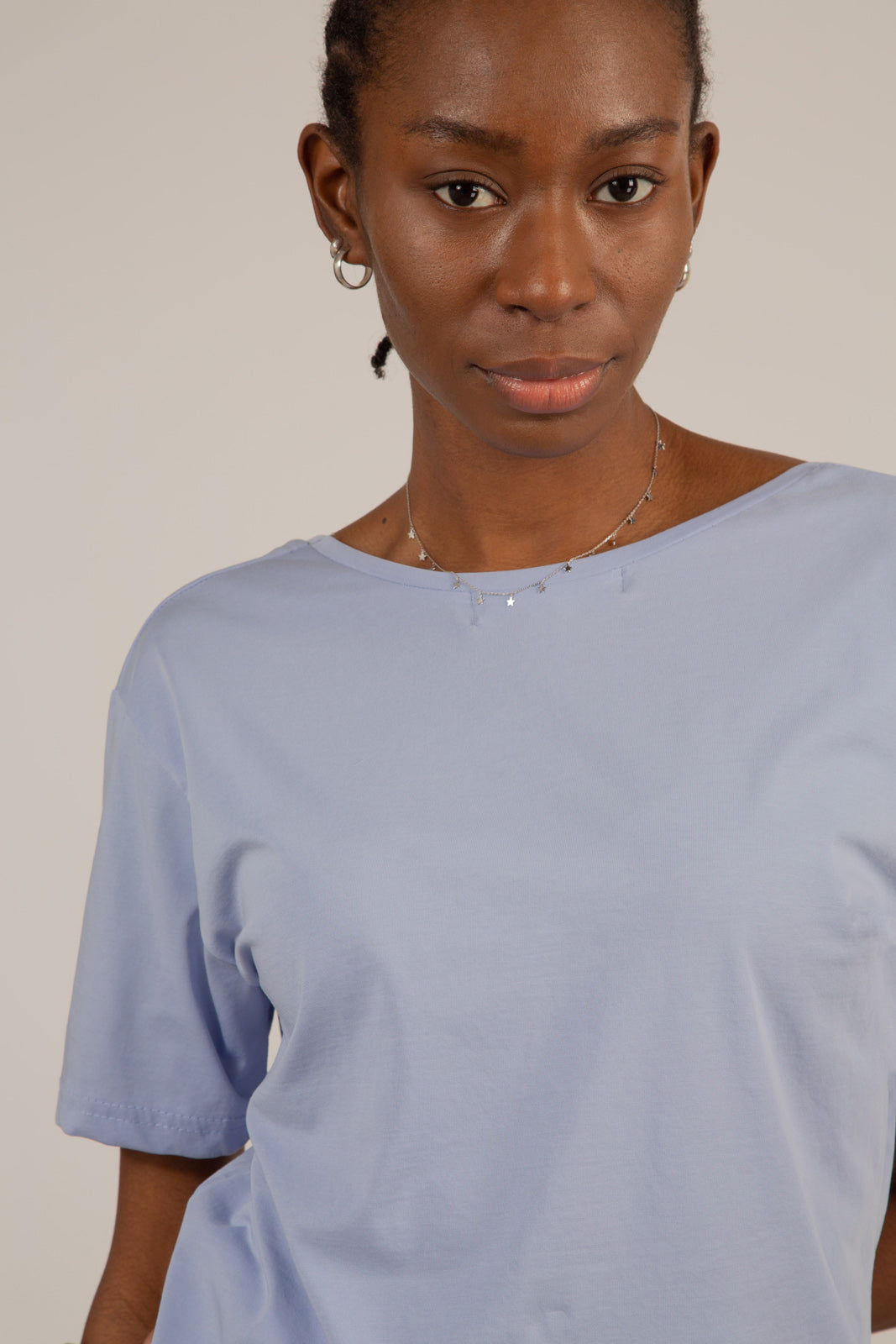 Blue open back tee_6