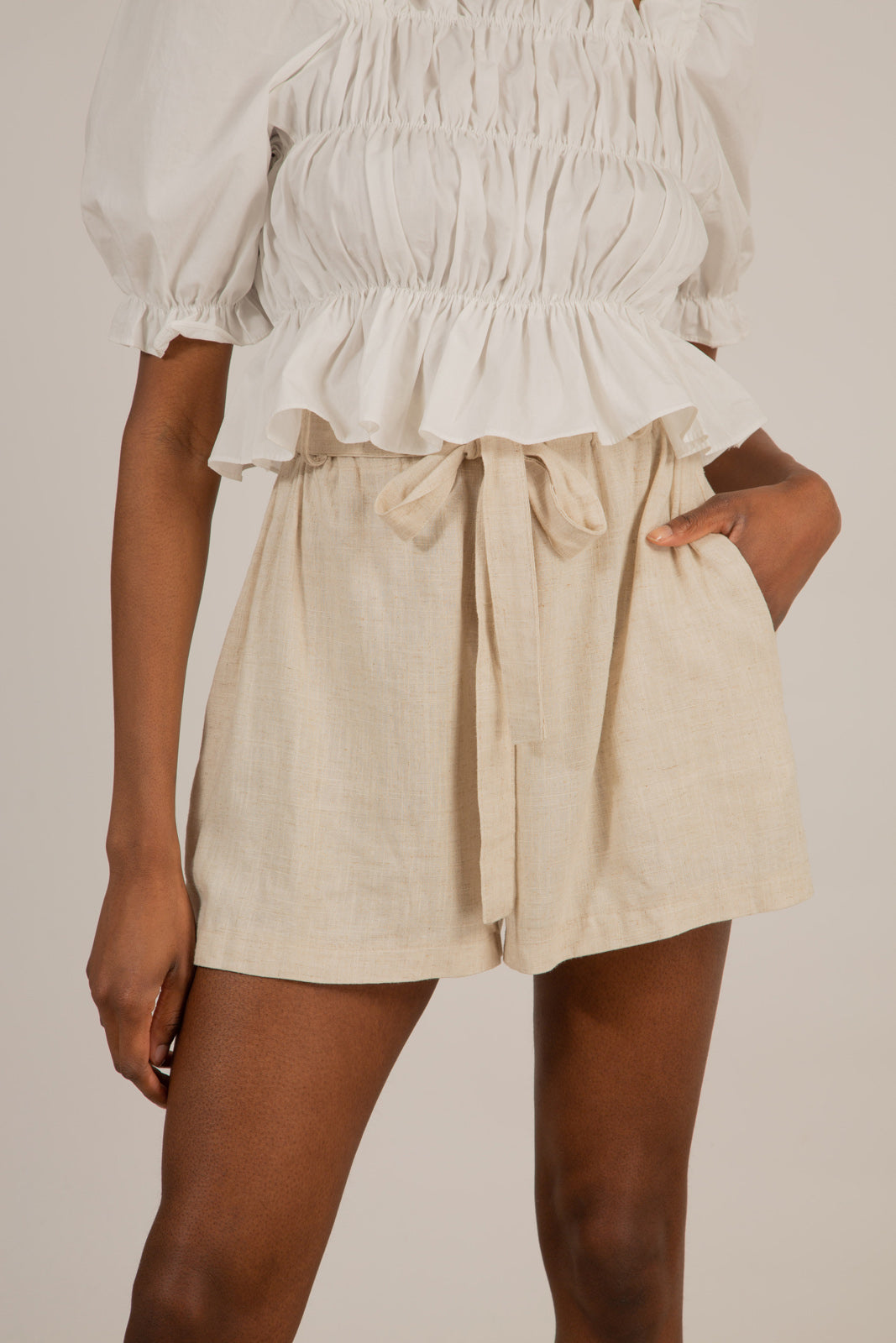 Oatmeal ruched waist belted linen shorts_1