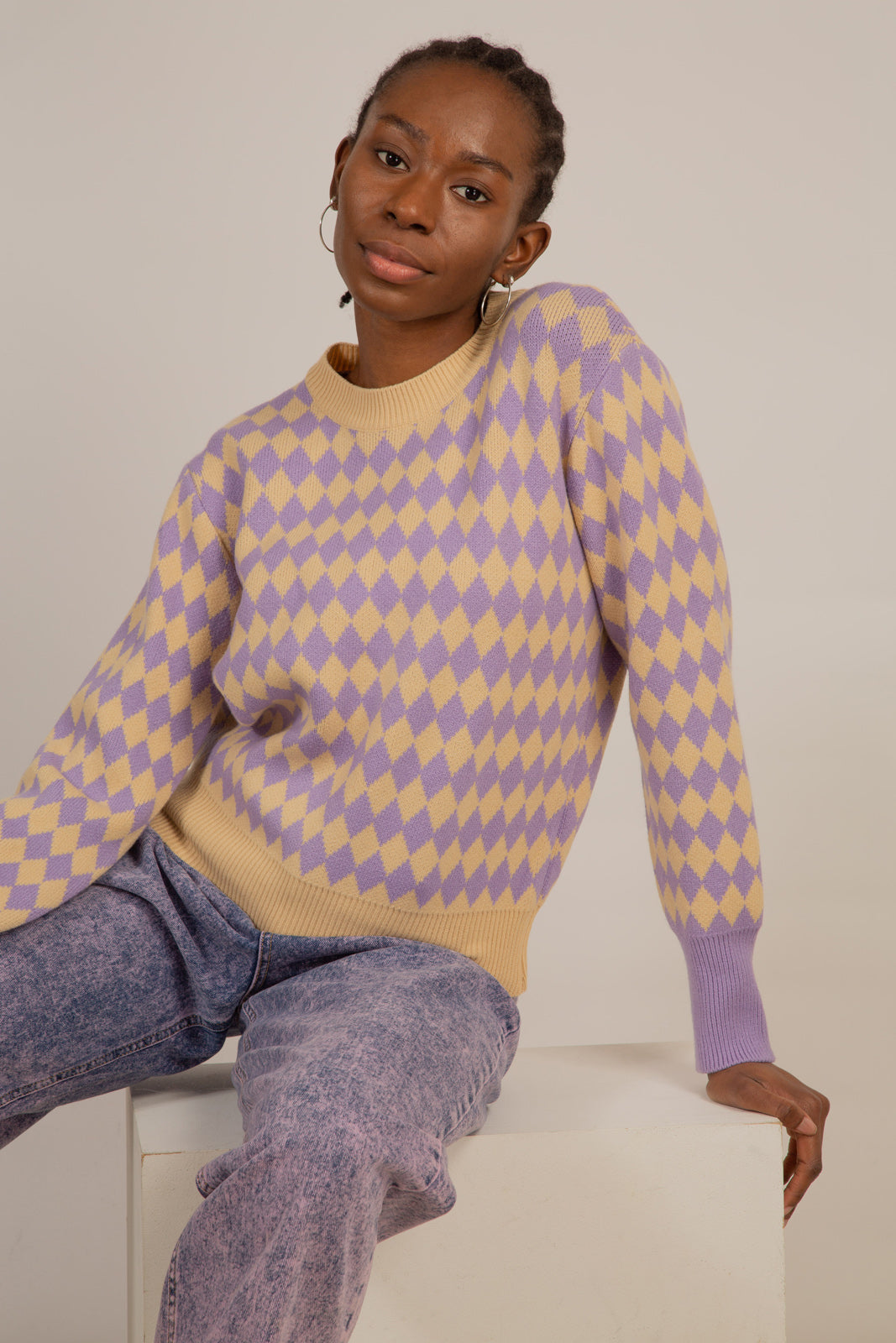 Purple and beige diamond contrast hem jumper_10