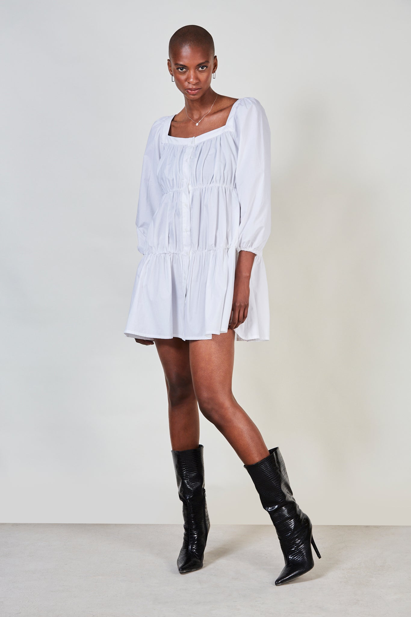 White square neck tiered mini dress_3