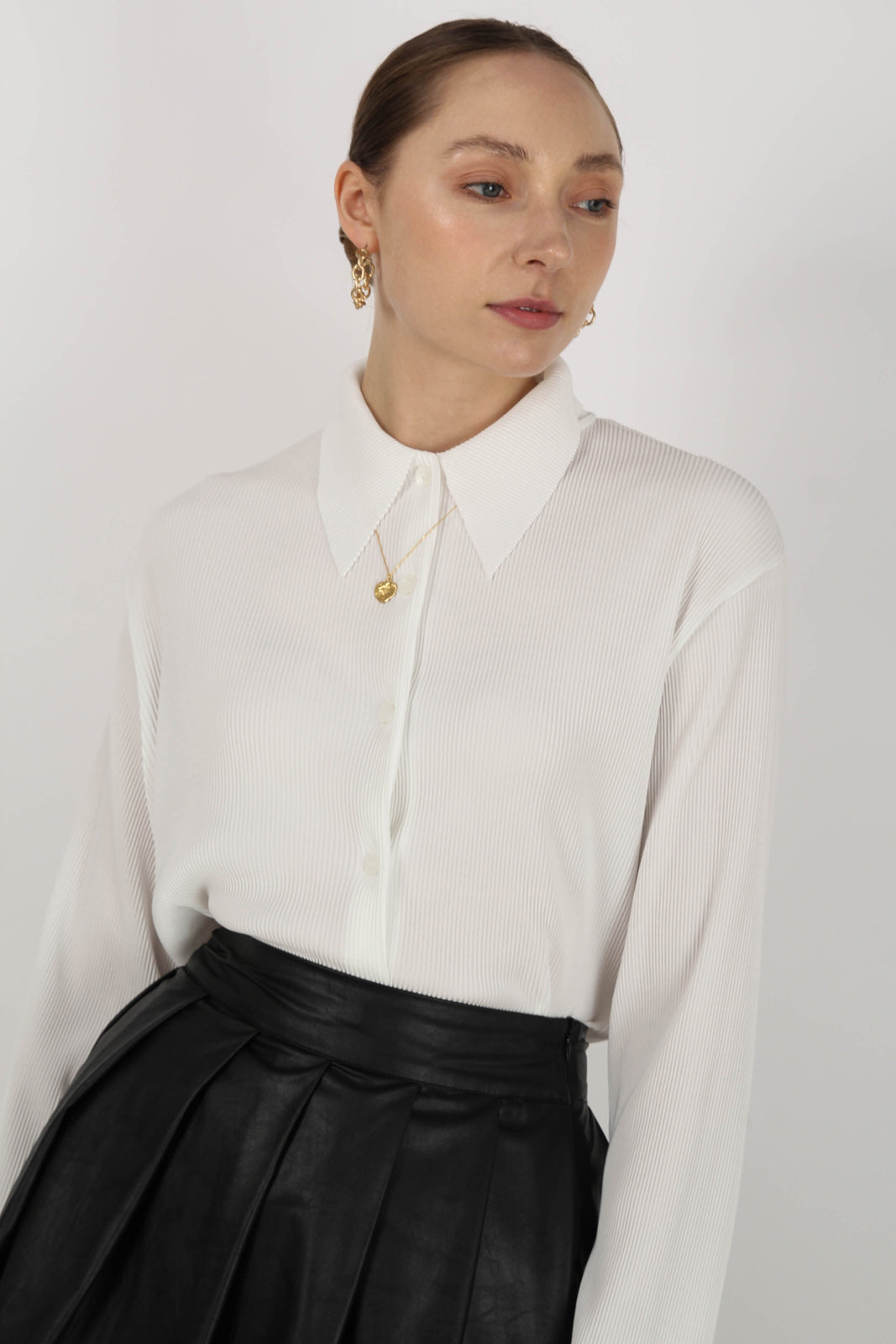 White micro pleated long sleeved shirt_6