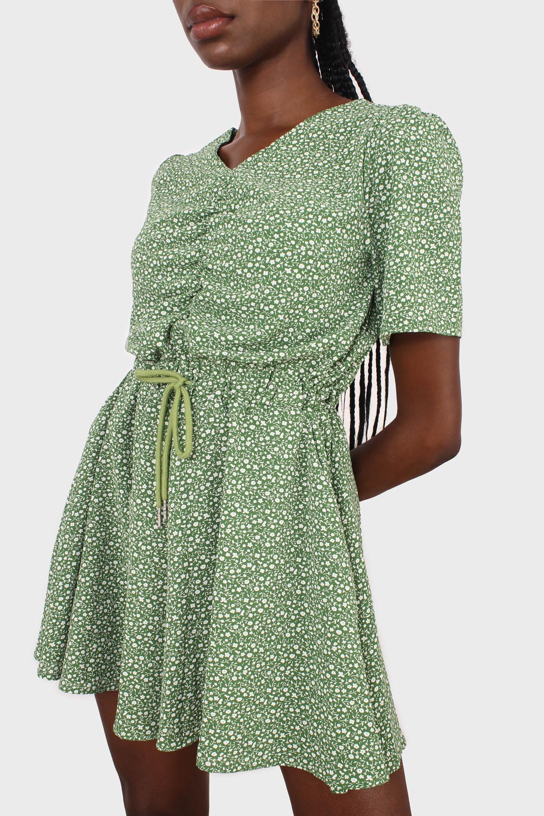 Green and white floral print tie waist romper_3