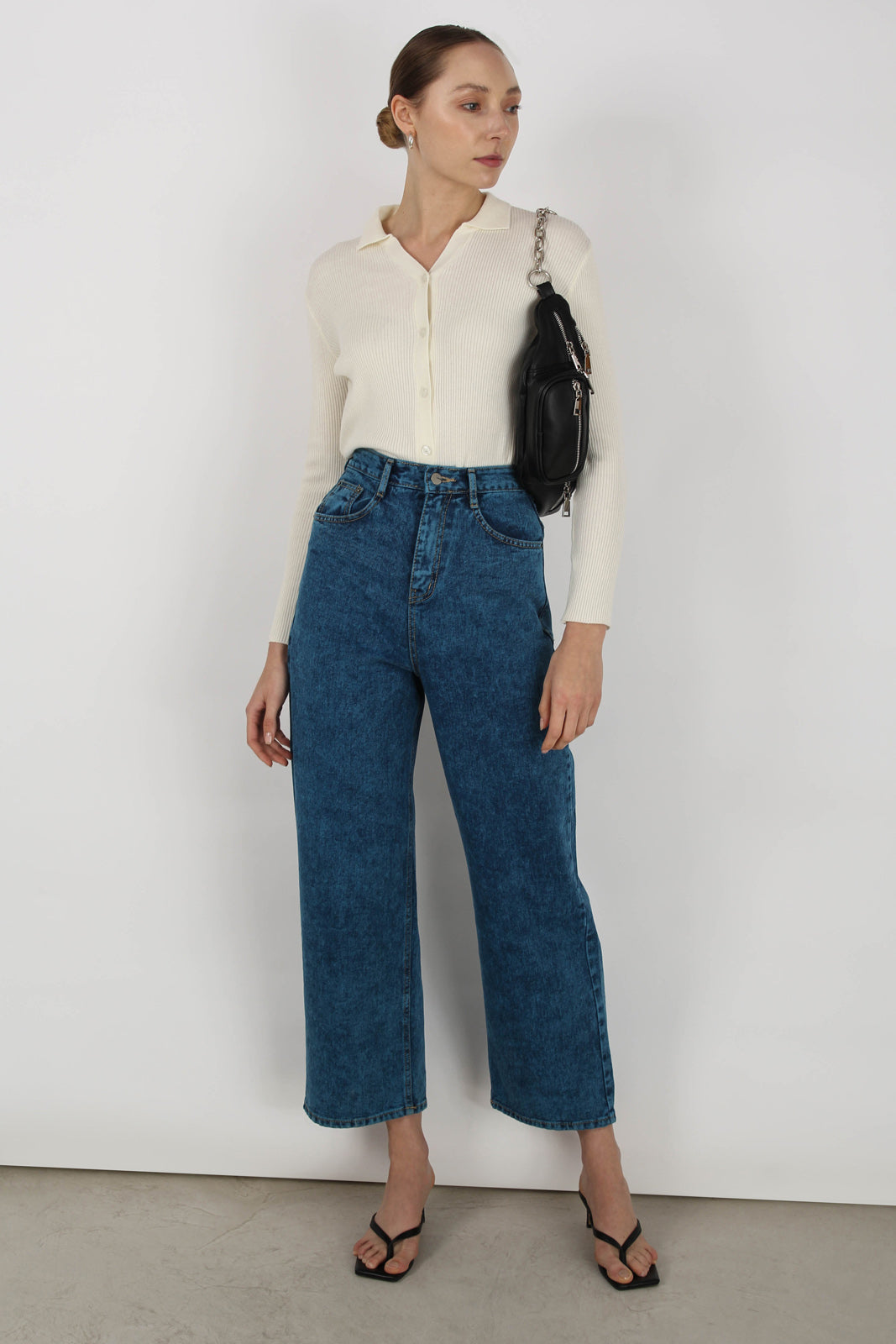 Deep blue stone wash wide leg jeans_2