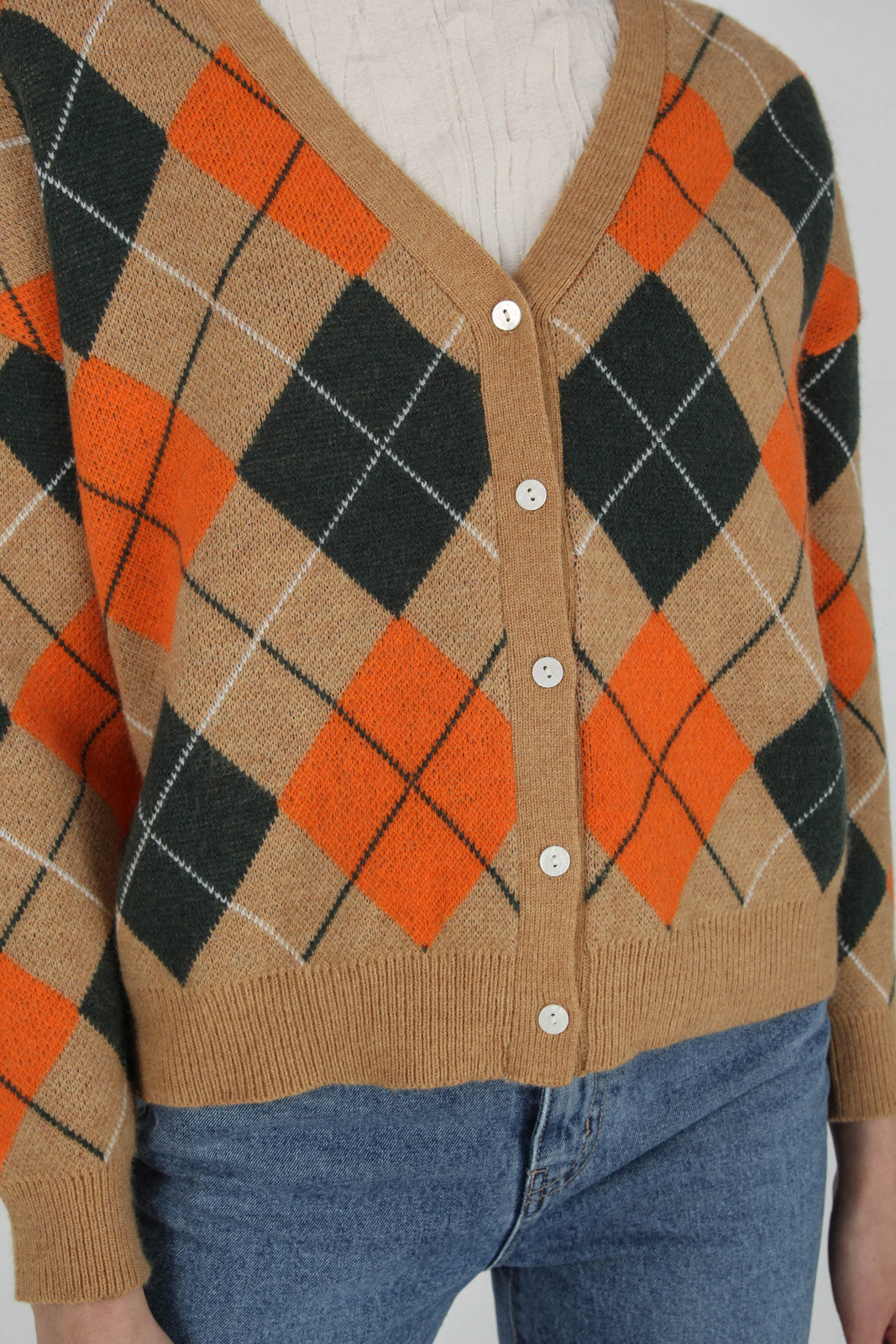 Beige and orange argyle V neck cardigan_8