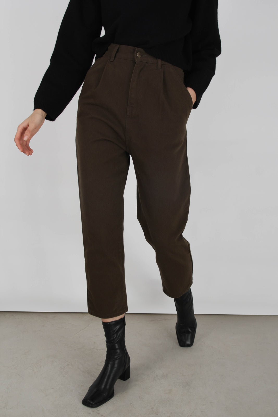 Khaki pleated loose fit jeans - 567_1