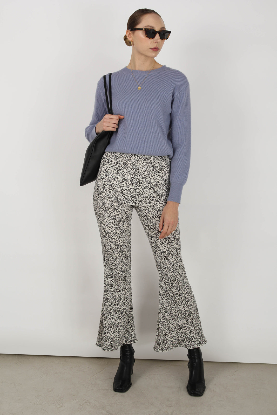 Pale blue ribbed crew neck jumper_3