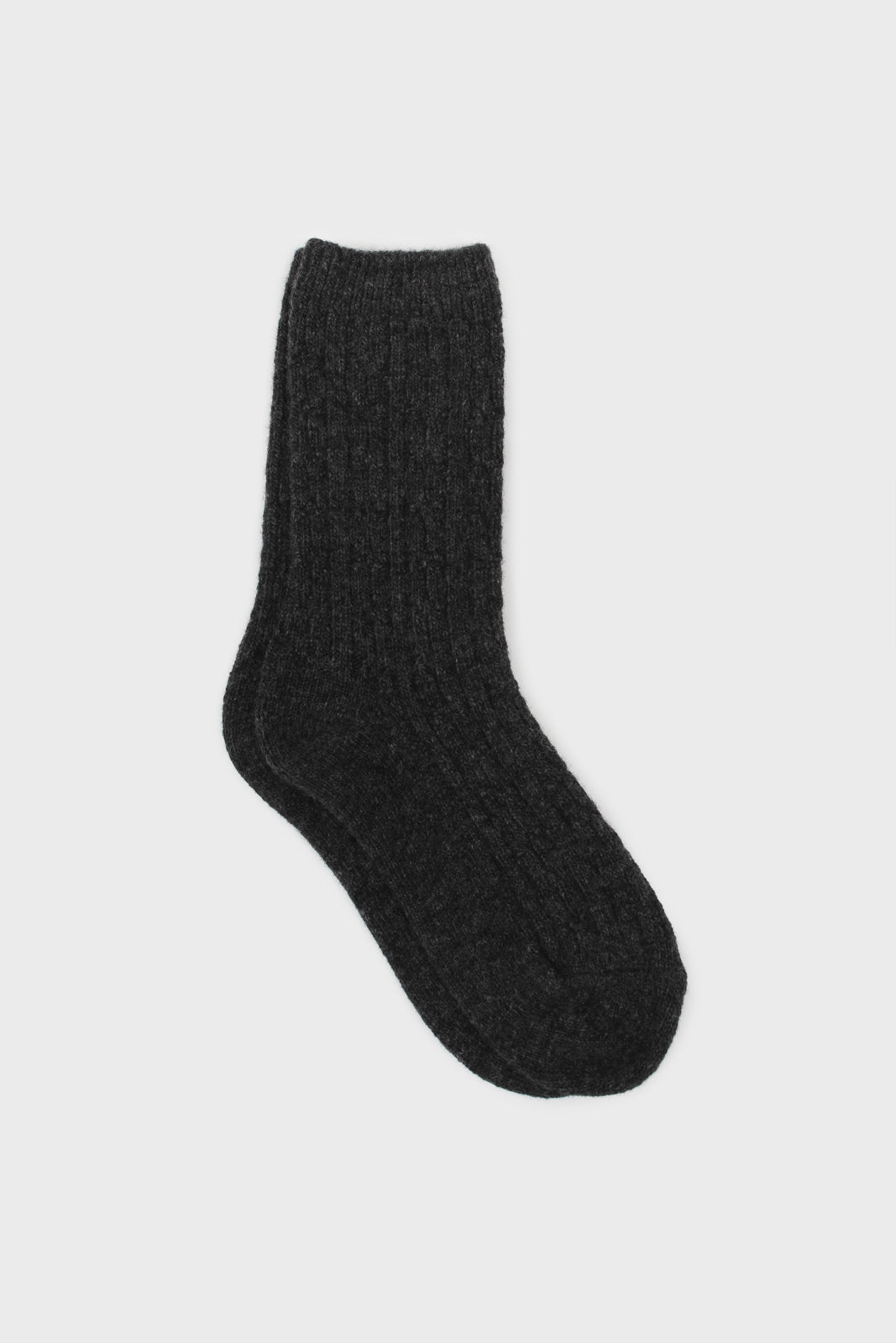 Charcoal grey wool blend cableknit socks_1