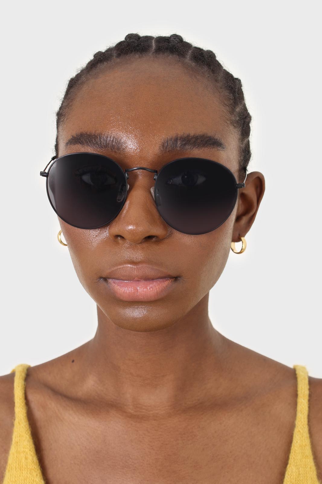 Black matte metal frame round sunglasses_2