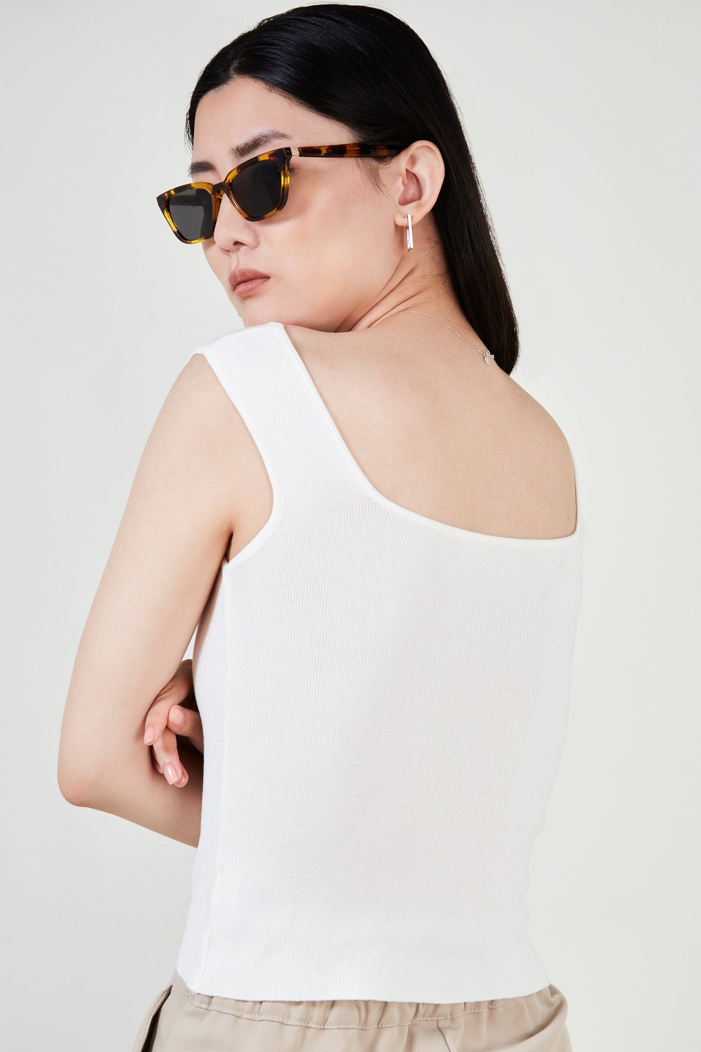 White square neck knit tank_3