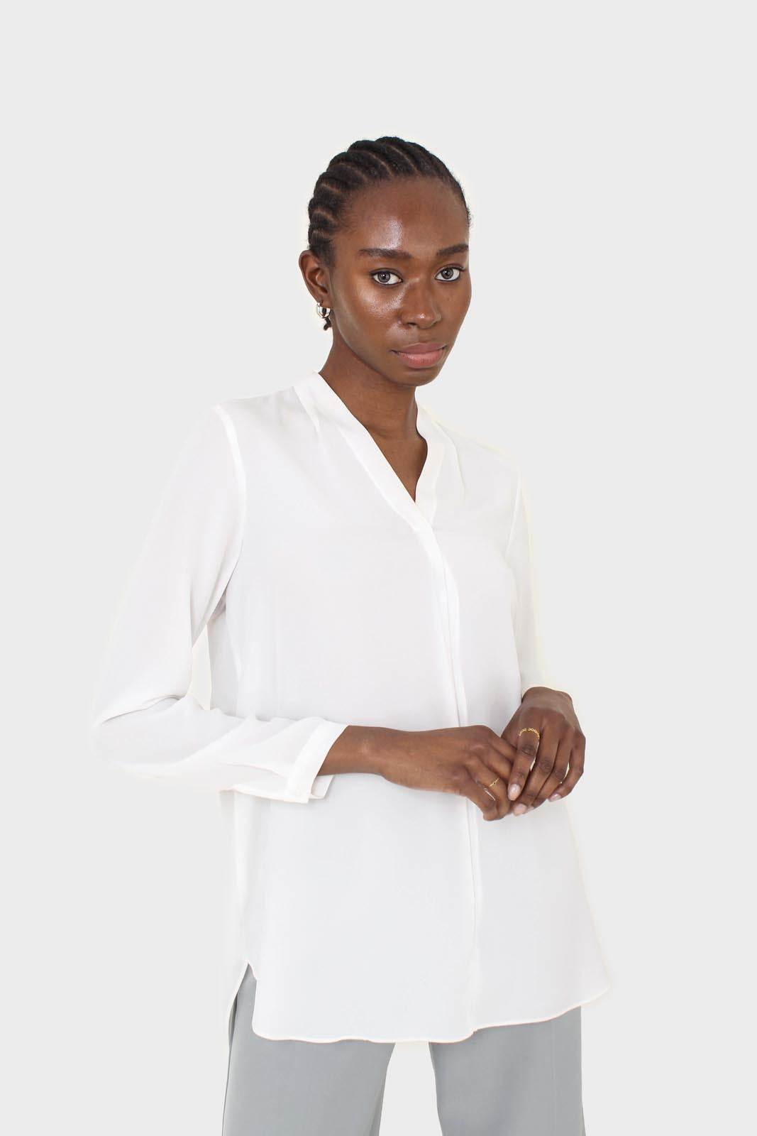 White classic deep V blouse_1