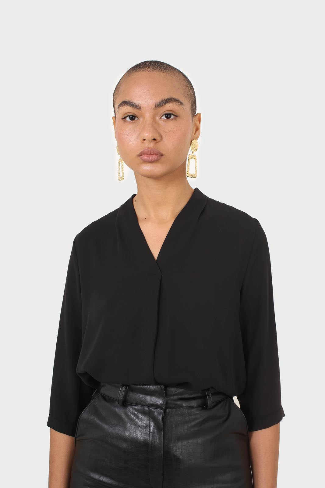 Black classic deep V blouse_1