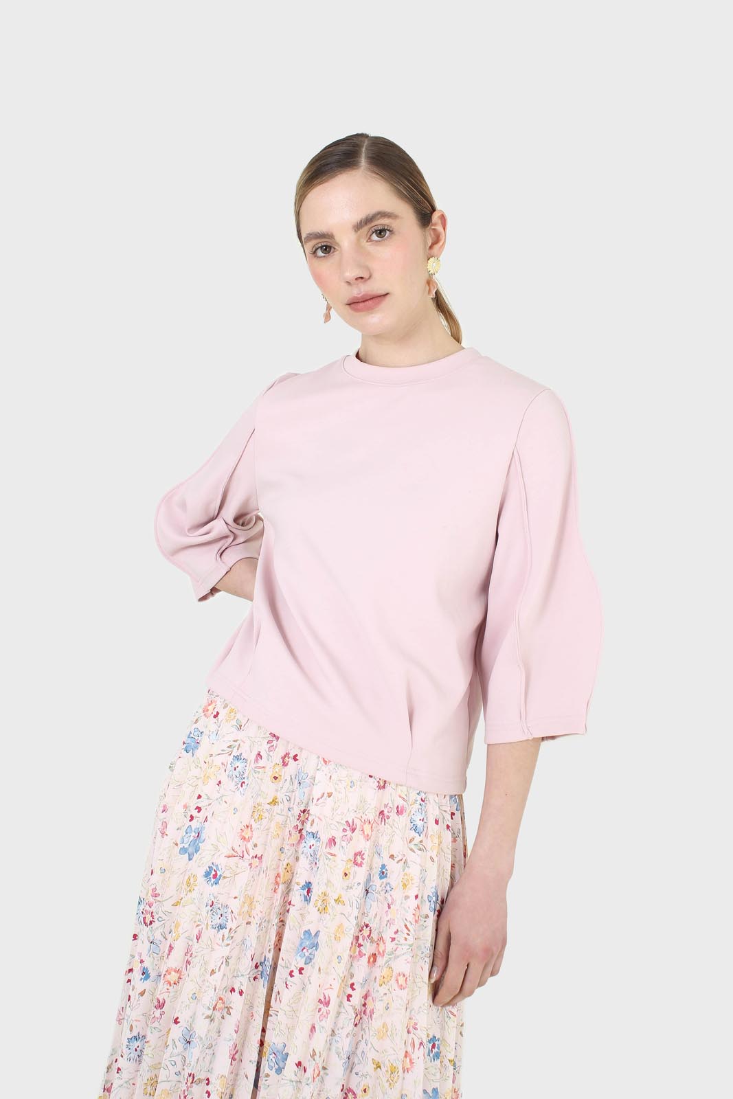 Pale pink sharp seamed 3/4 sleeve top_3