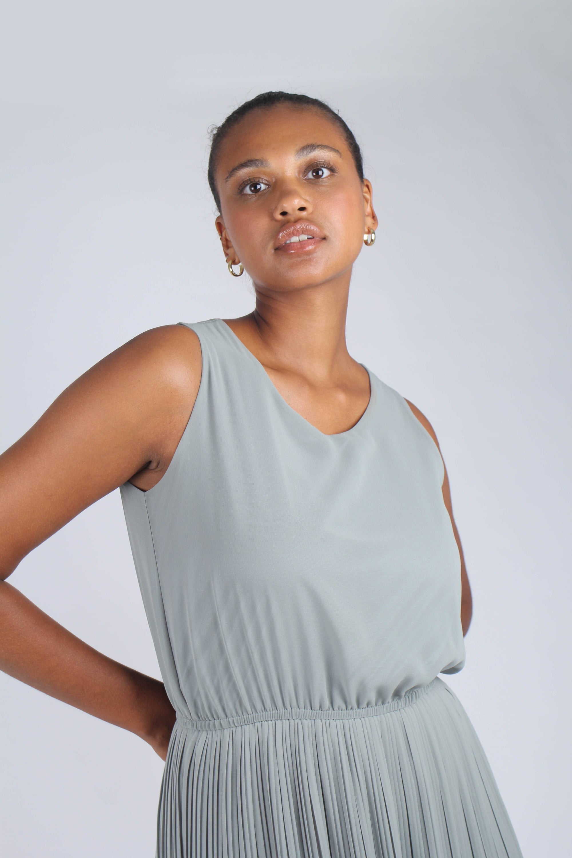 Mint silky micro pleat maxi dress_14