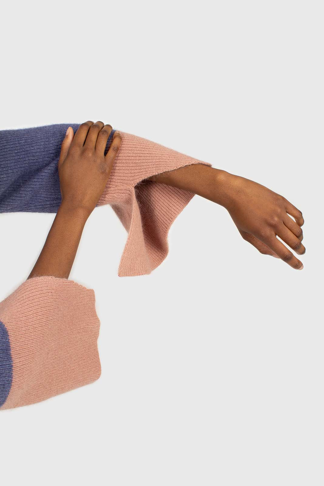 Blue and pink colorblock mock neck angora jumper_6