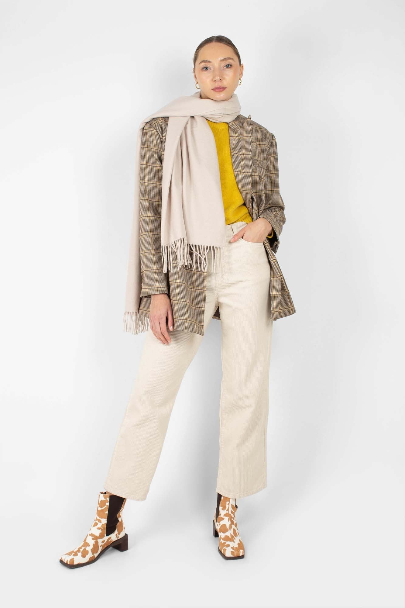 Yellow angora crew neck jumper_10