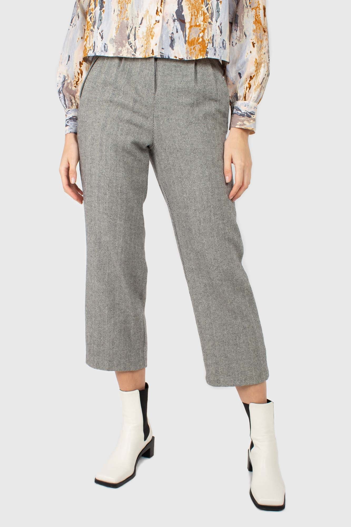 Grey herringbone belted wool trousers_1
