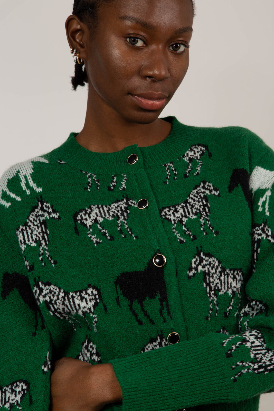 Green zebra intarsia puff sleeved cardigan_6