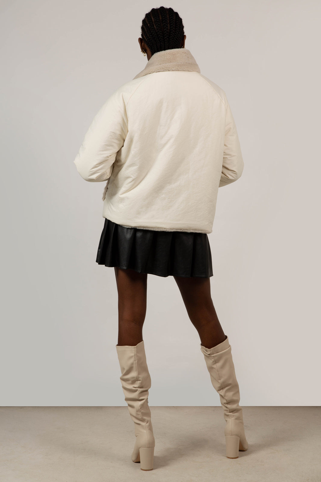 Ivory faux fur large pocket reversible coat_7