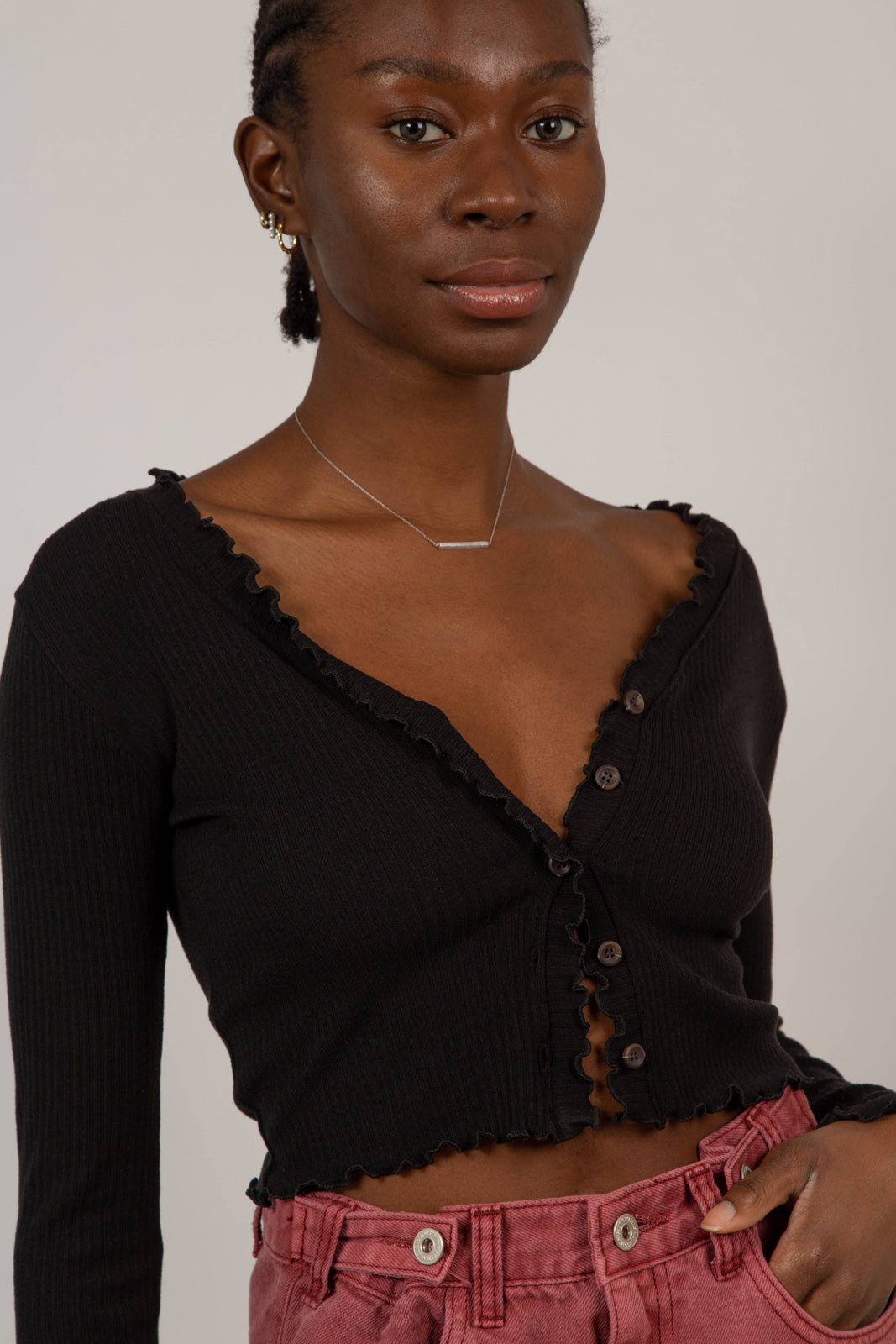 Black ruffle trim button up top_8