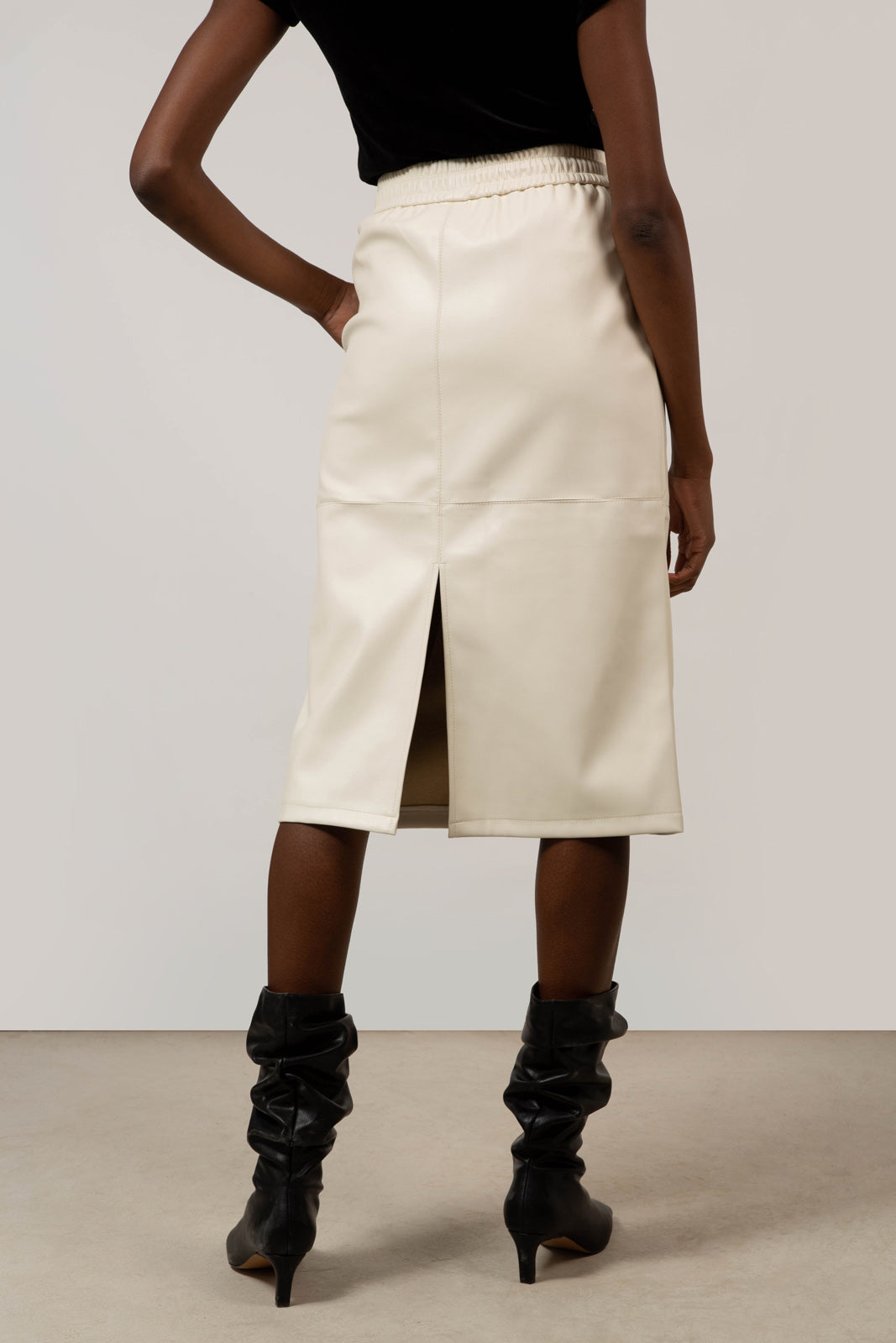 Ivory vegan leather midi skirt_8