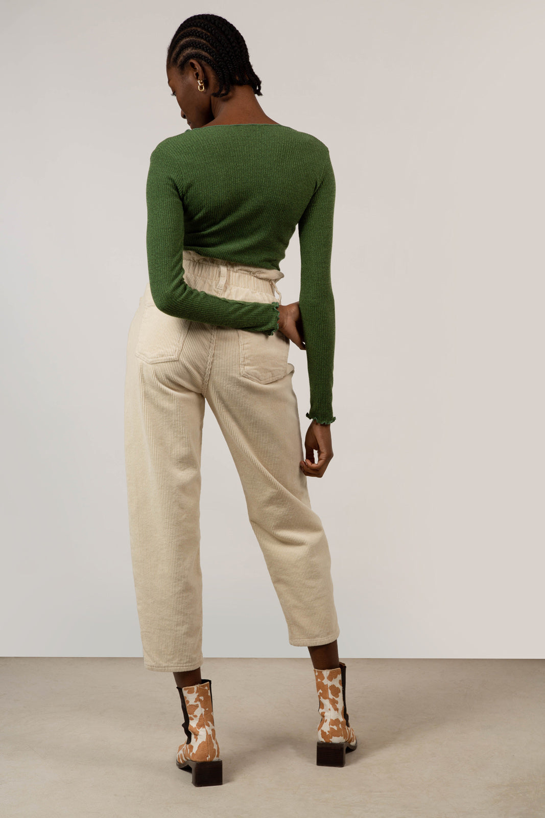 Ivory high waist corduroy trousers_4