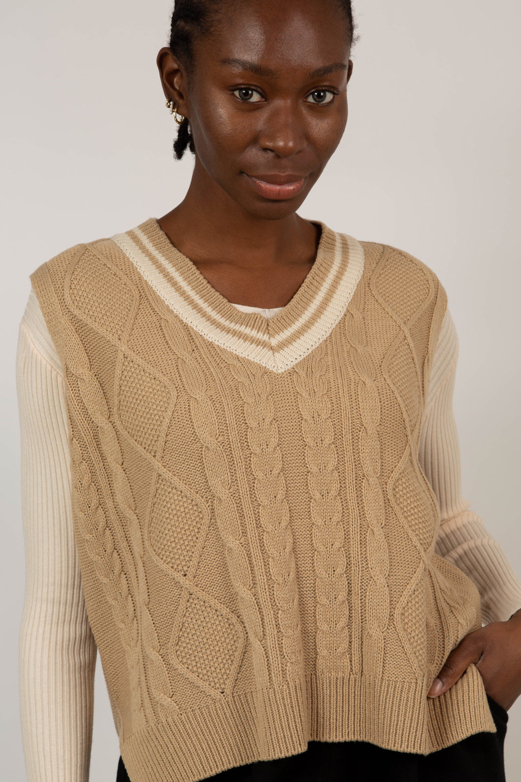 Beige and ivory varsity trim sweater vest_6