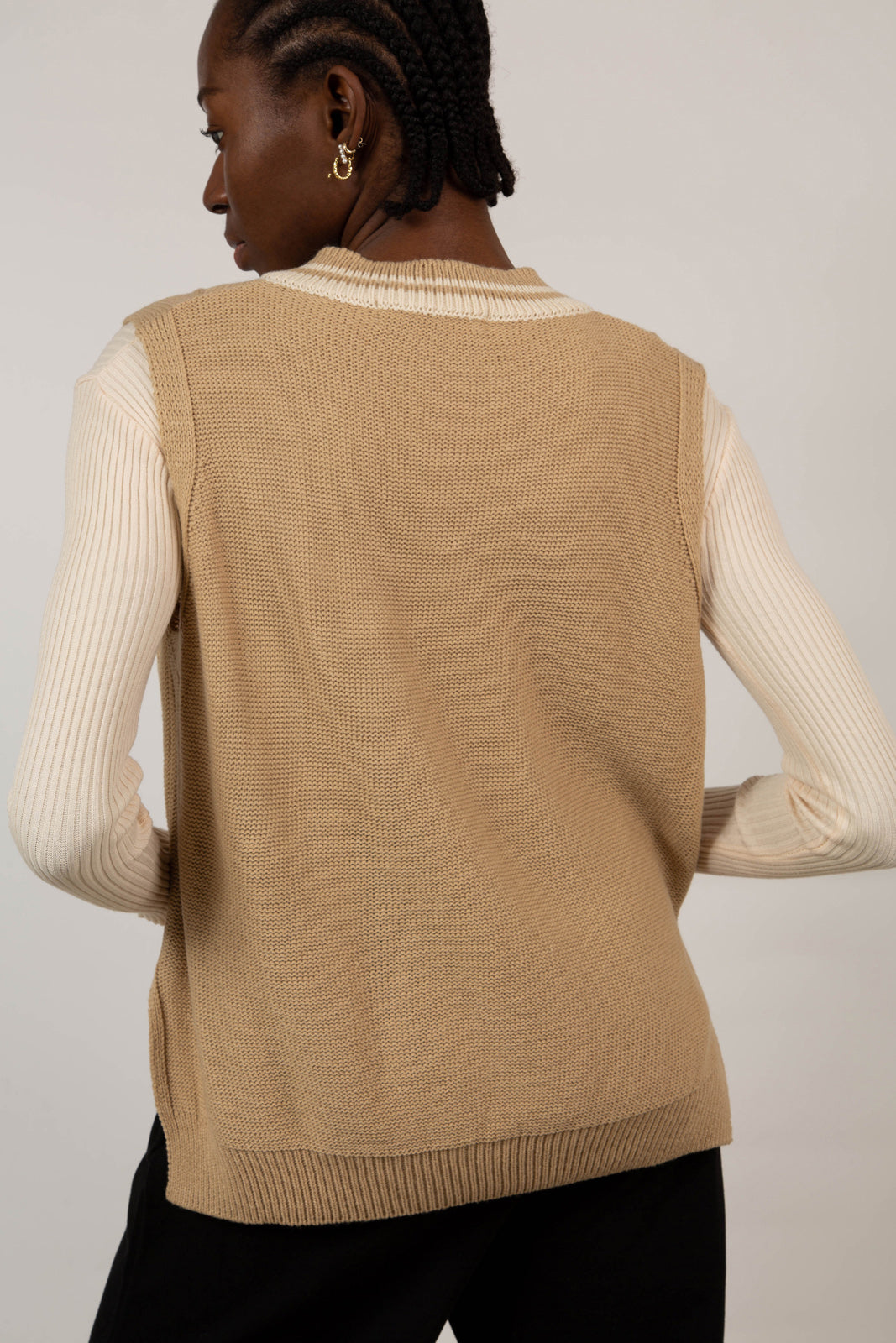 Beige and ivory varsity trim sweater vest_7