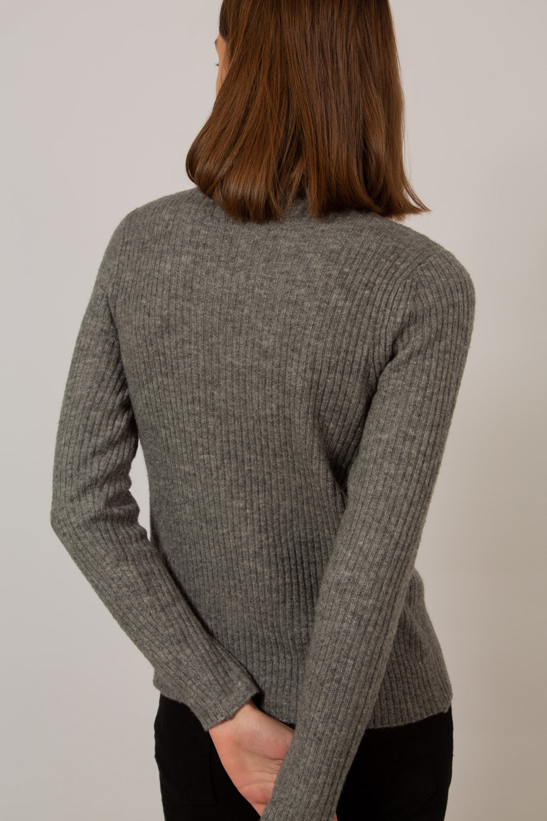 Pale grey ribbed wool blend turtleneck_7