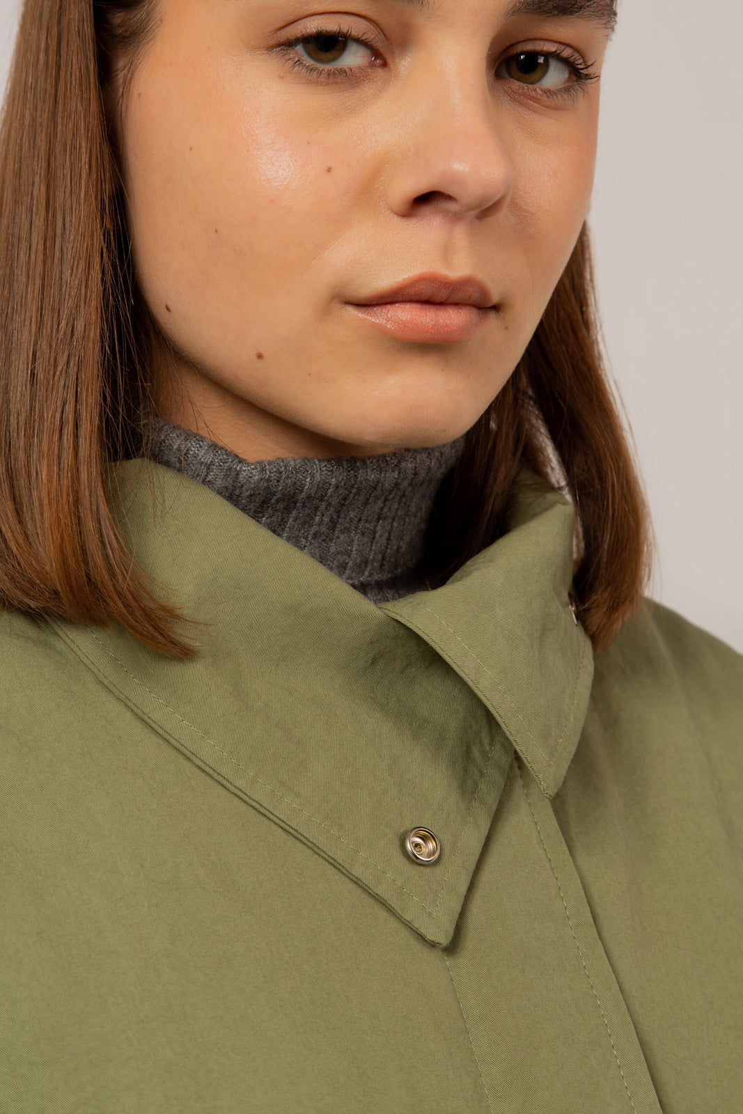 Pale khaki teddy lined cinch back parka_5