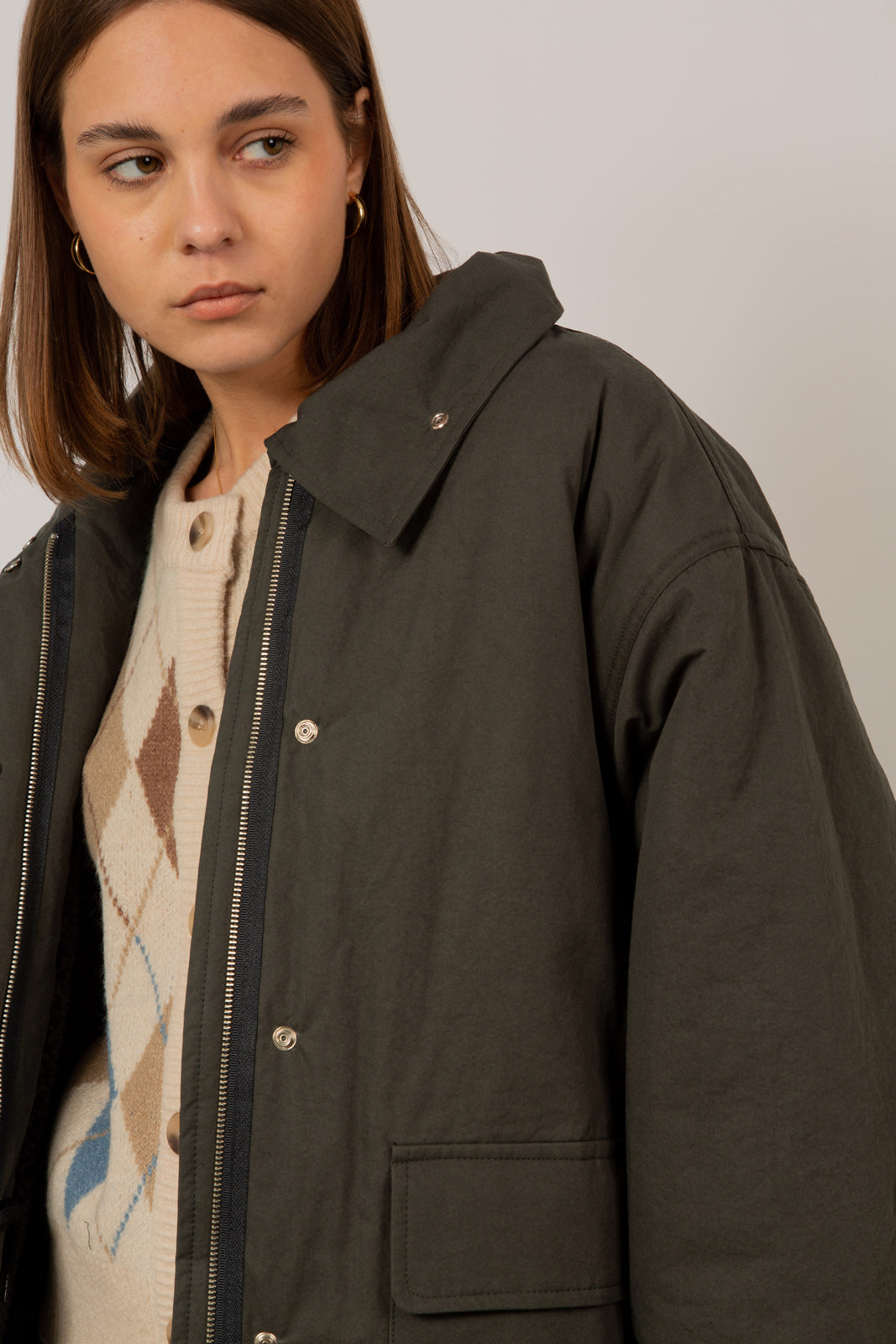 Charcoal teddy lined cinch back parka_10