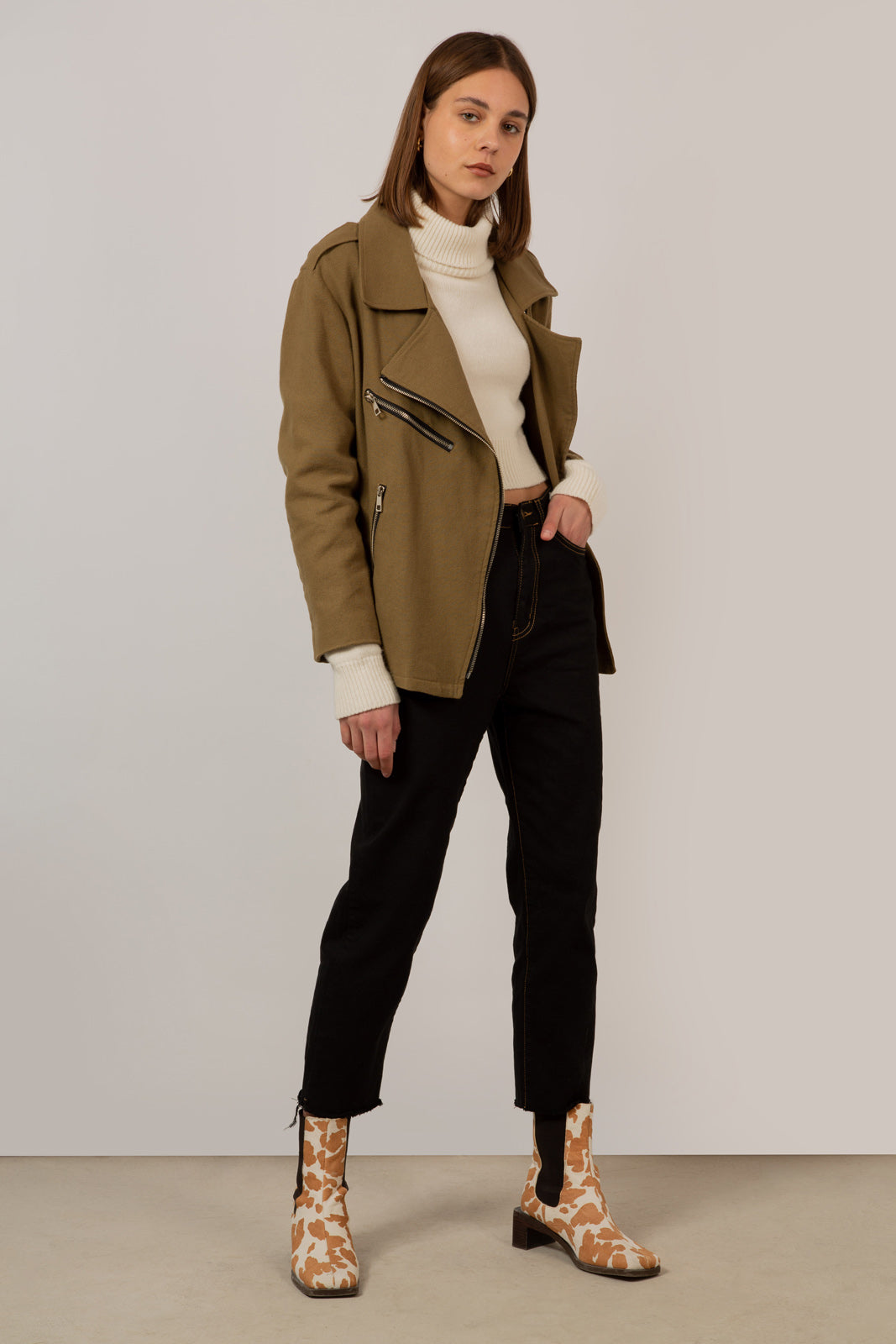Khaki oversized belted rider jacket_1