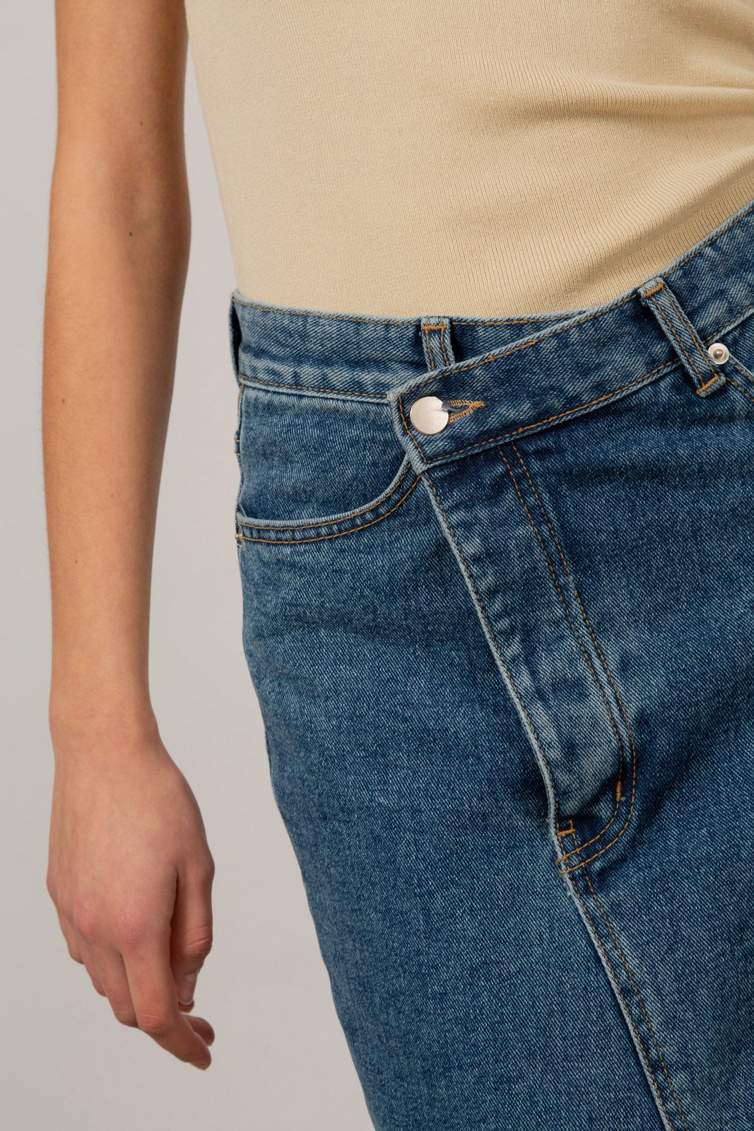 Mid blue denim front slit maxi skirt_5