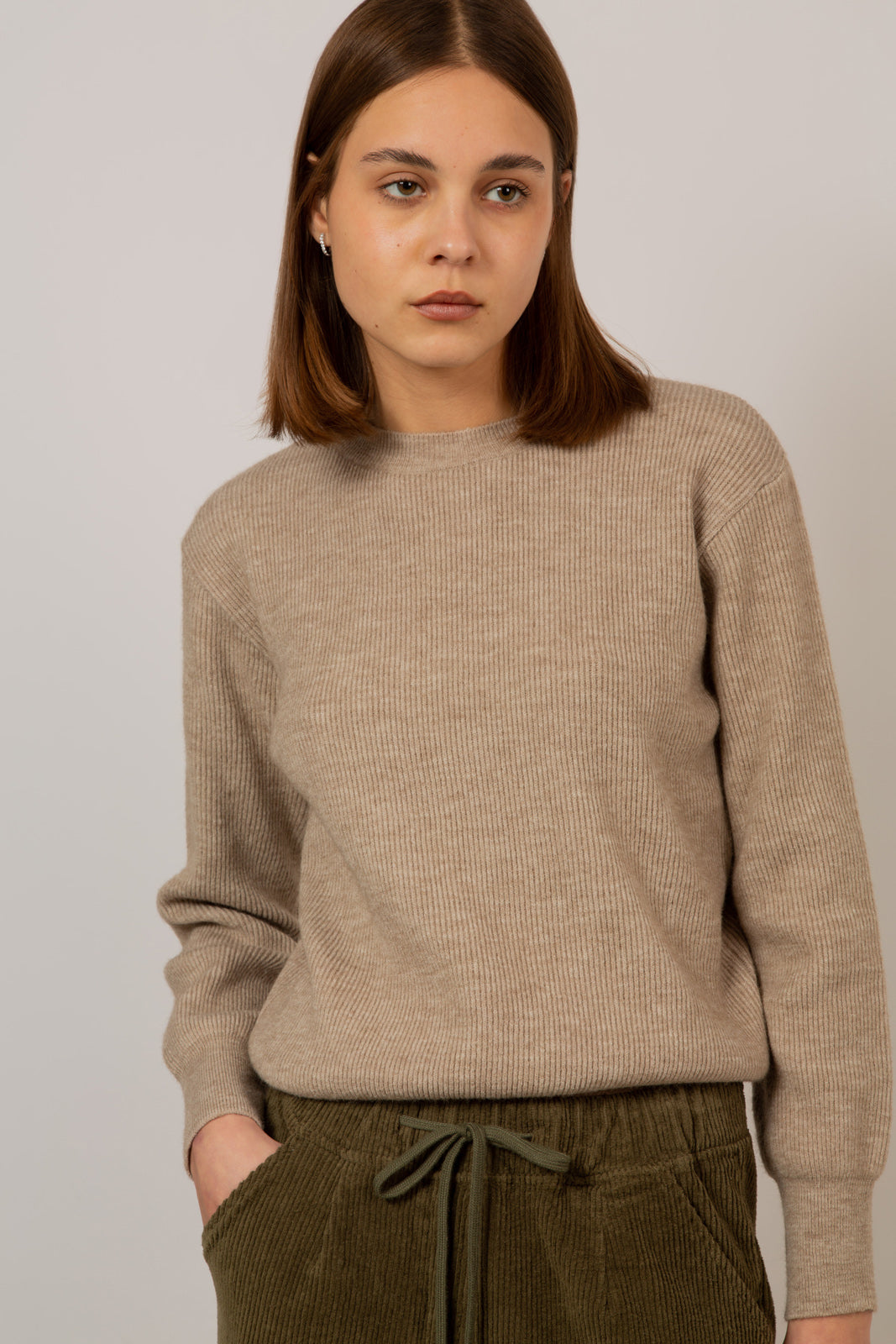Beige ribbed crew neck jumper_1