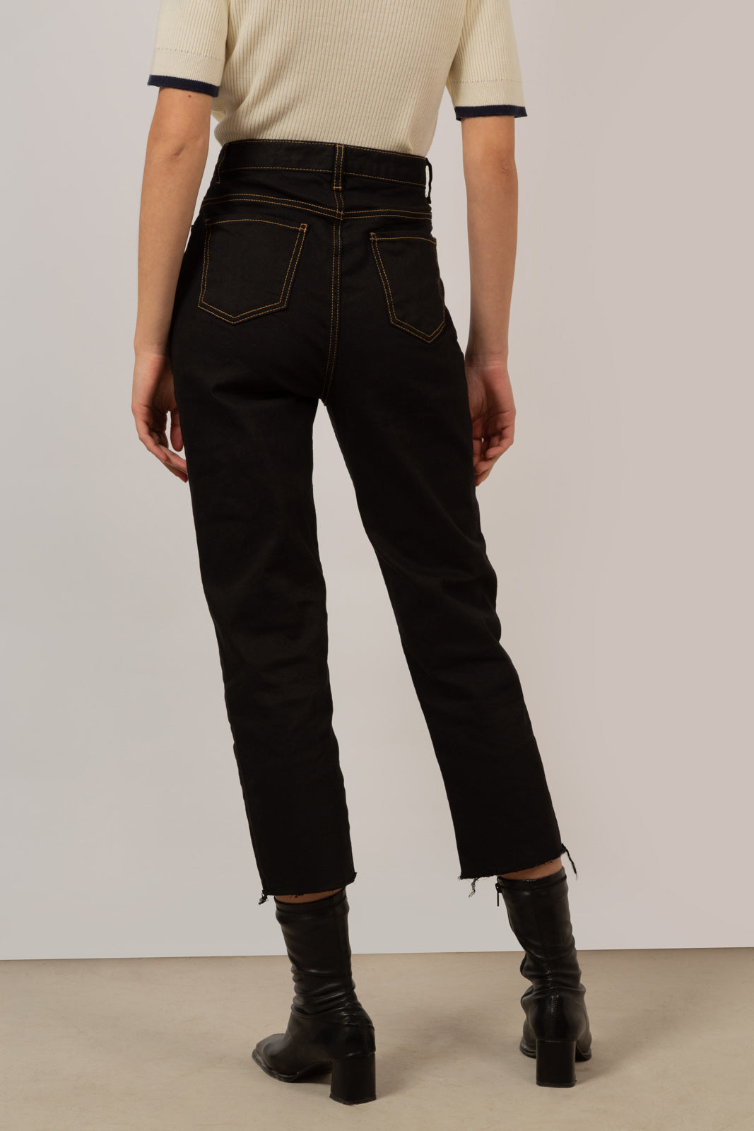 Black and beige contrast stitch jeans - 996_2