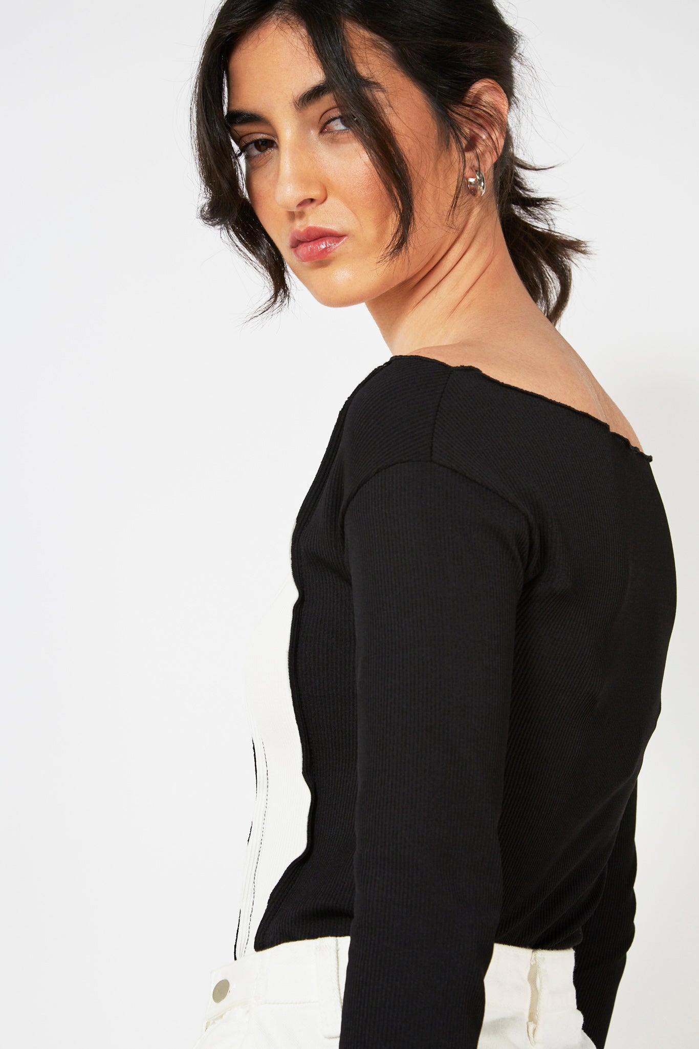 Black and ivory thick vertical stripe top_12