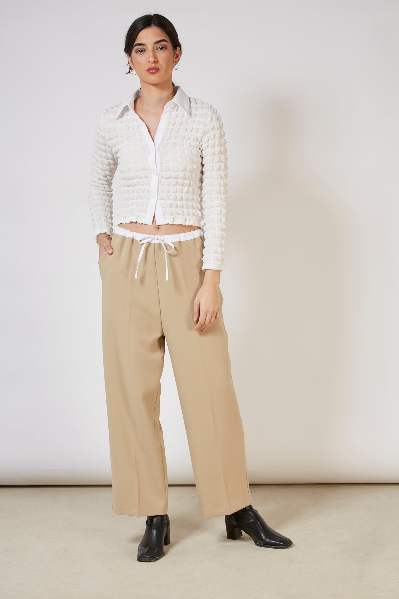 White textured puff shirt_7