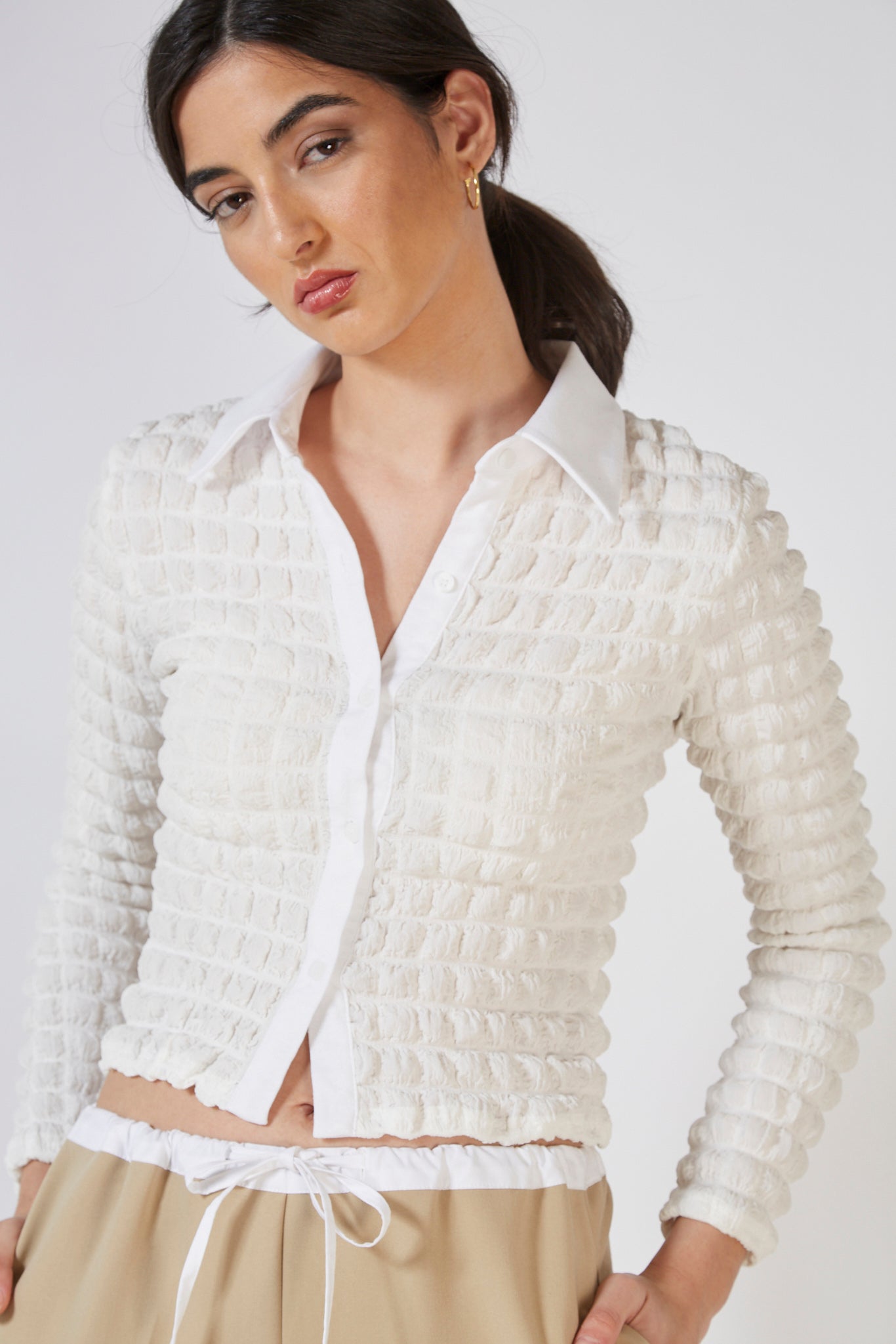 White textured puff shirt_1