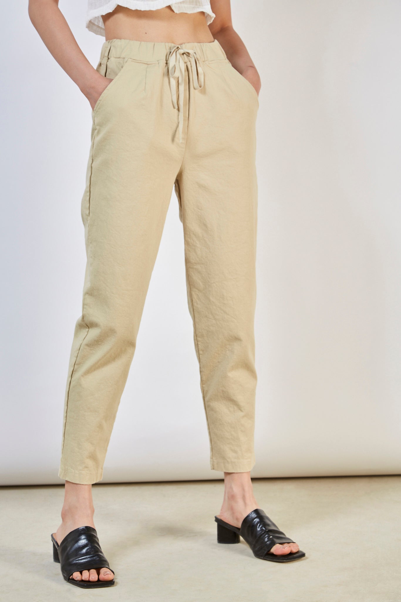 Beige loose fit drawstring trousers_3