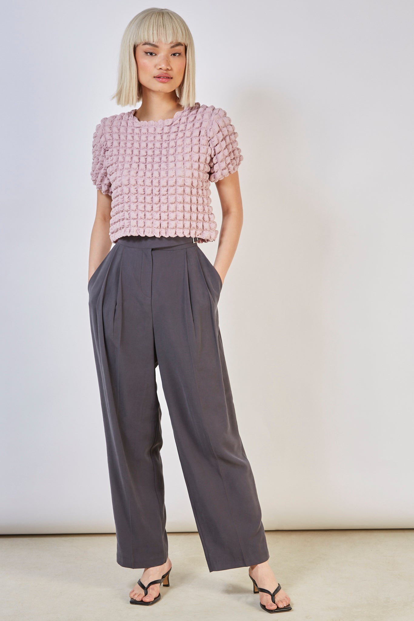 Pink textured puff shrunken tee_2