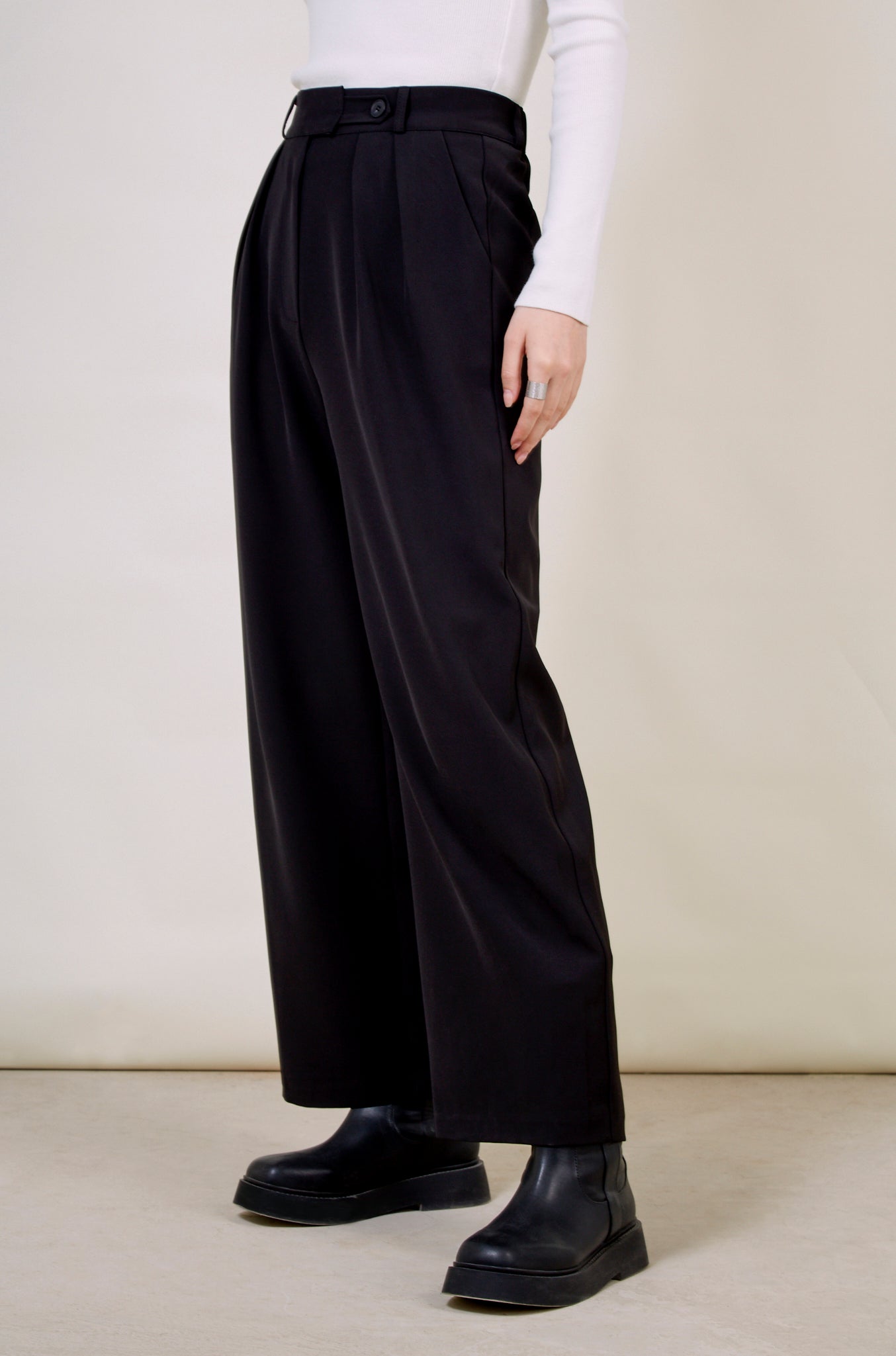 Black side button smart trousers_2