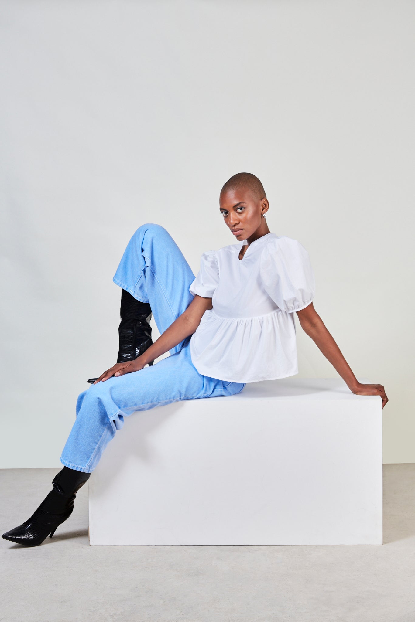 White tie back short sleeved top_3