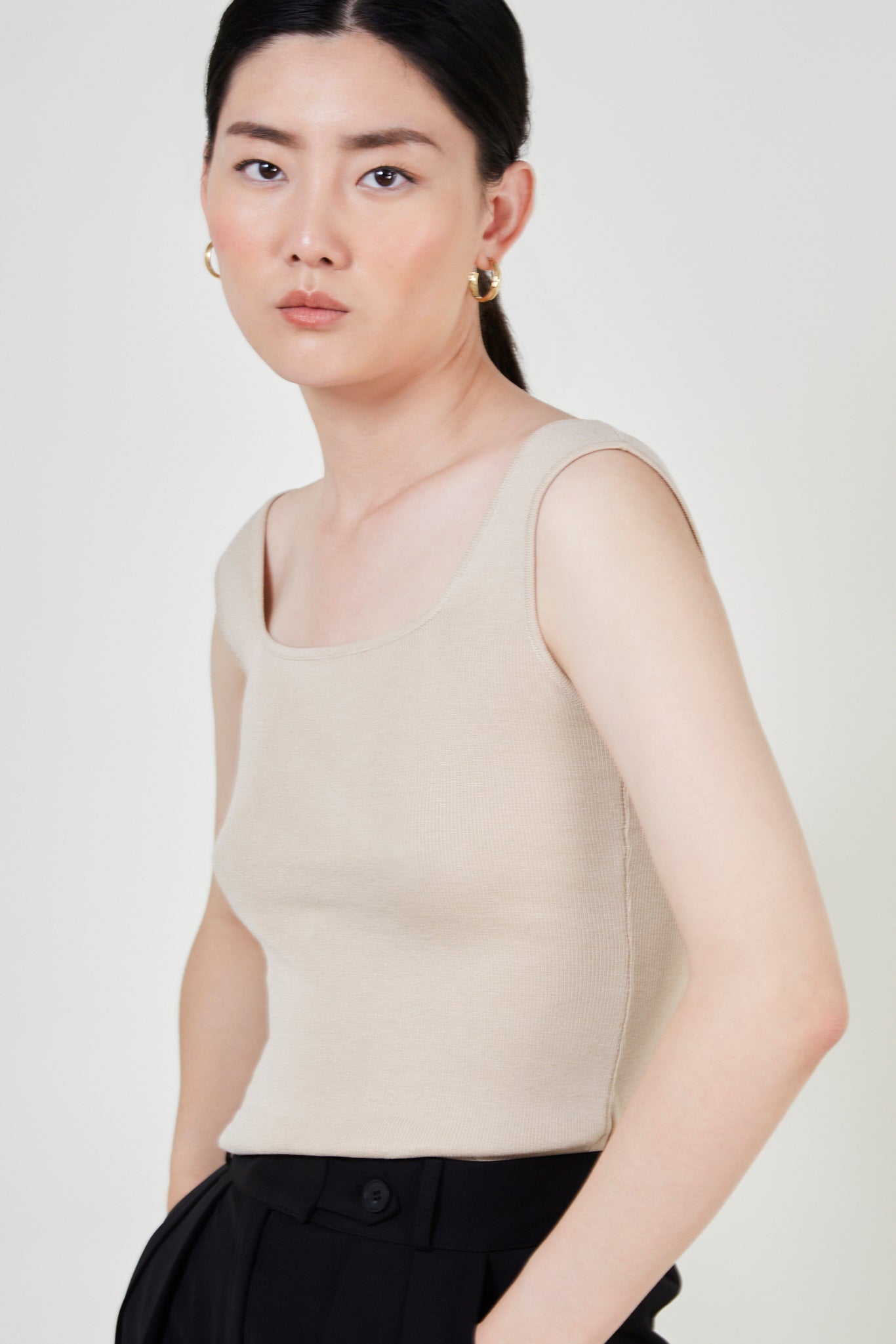 Beige square neck knit tank_1