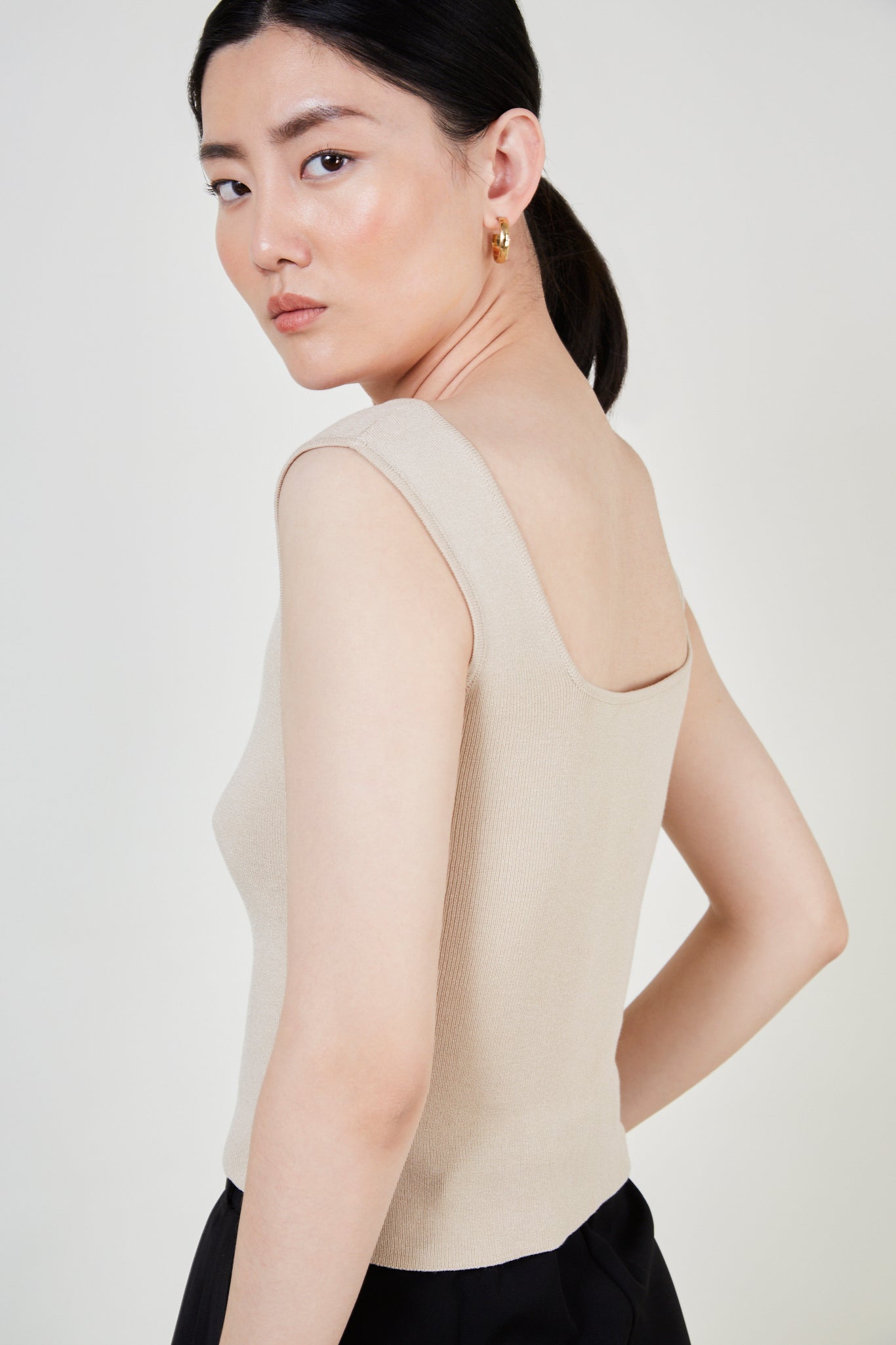 Beige square neck knit tank_2