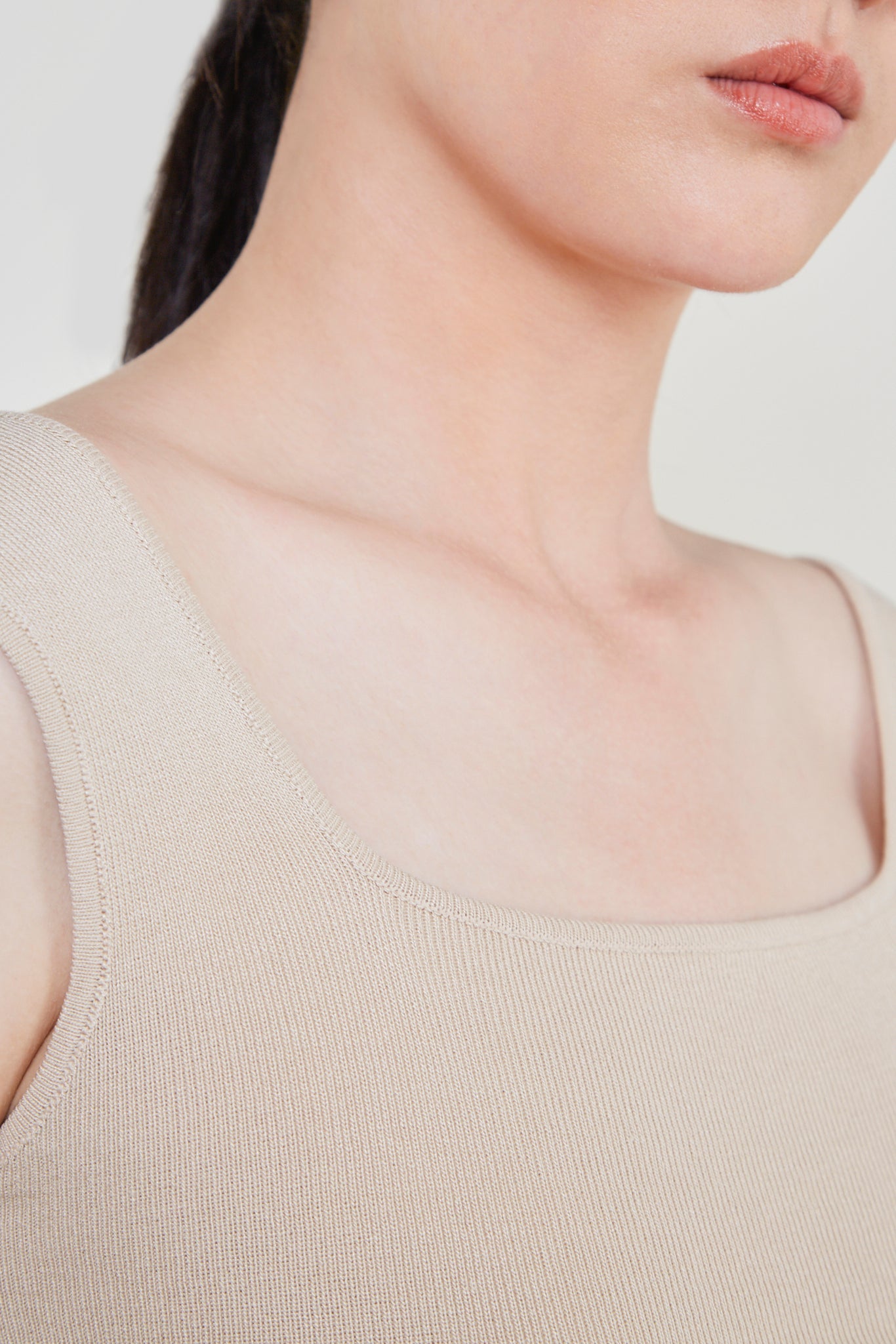 Beige square neck knit tank_5