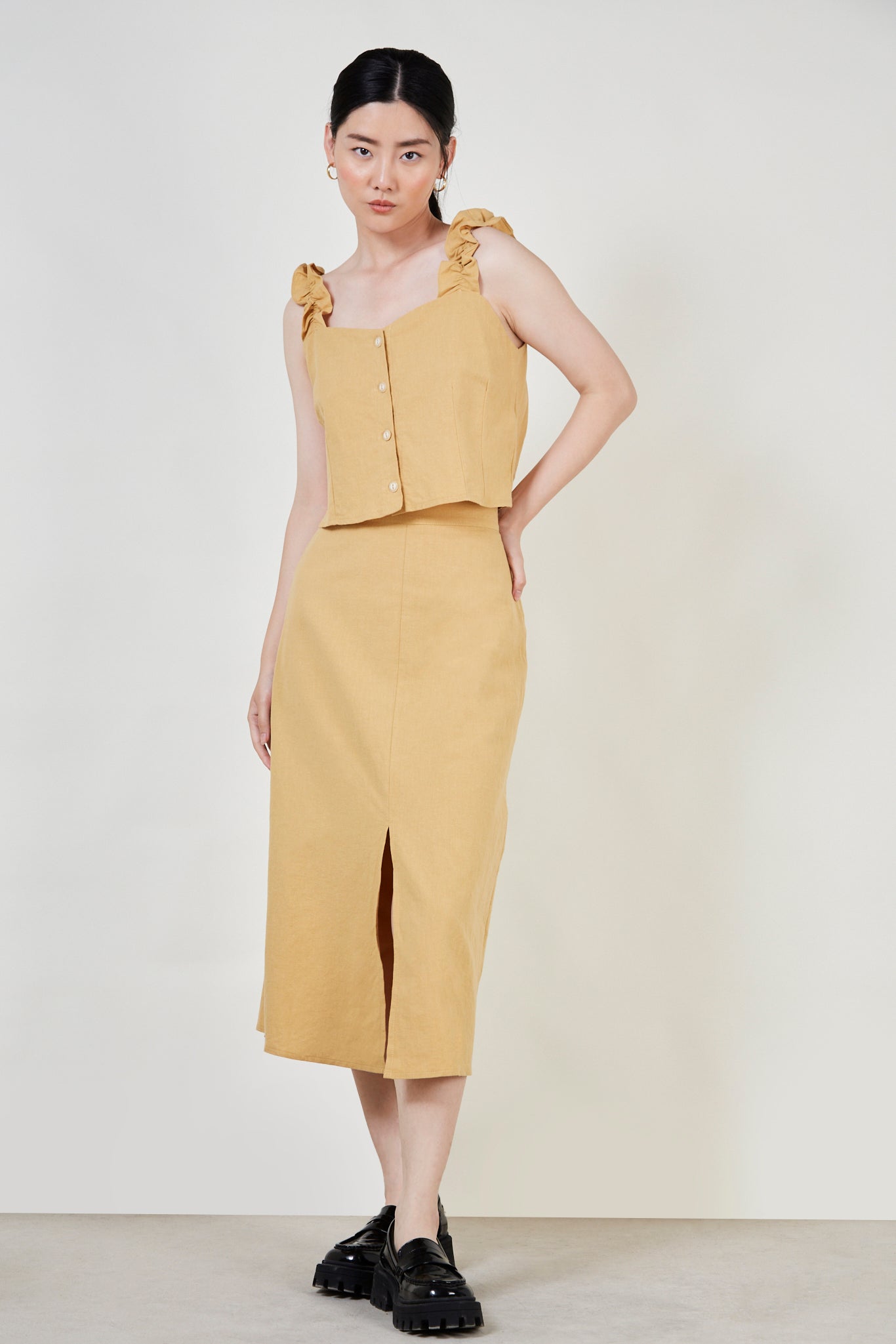 Mustard slit front skirt_4